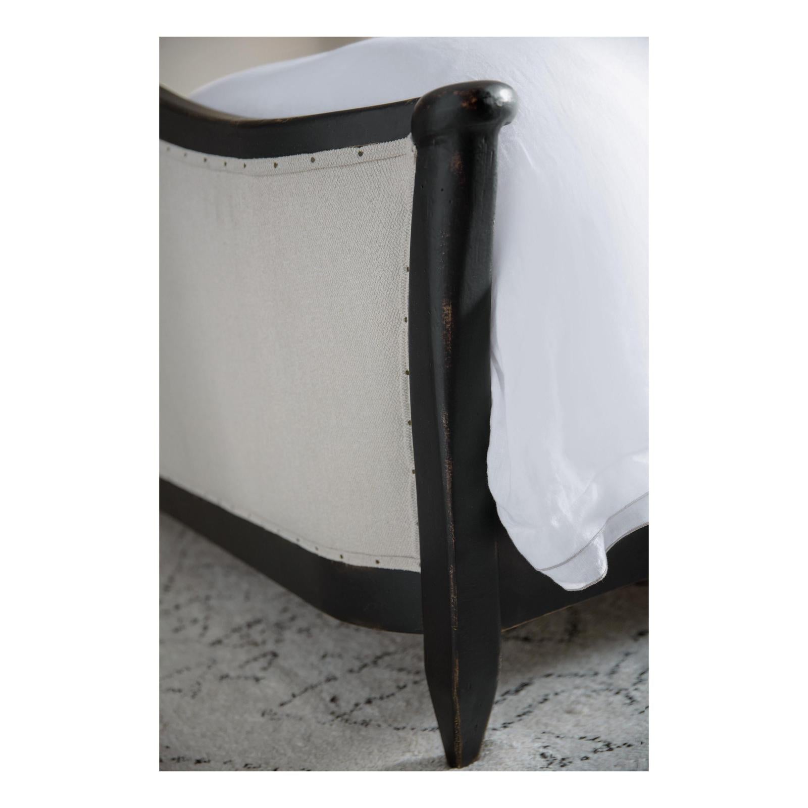 Hooker Furniture Ciao Bella Upholstered Bed Black