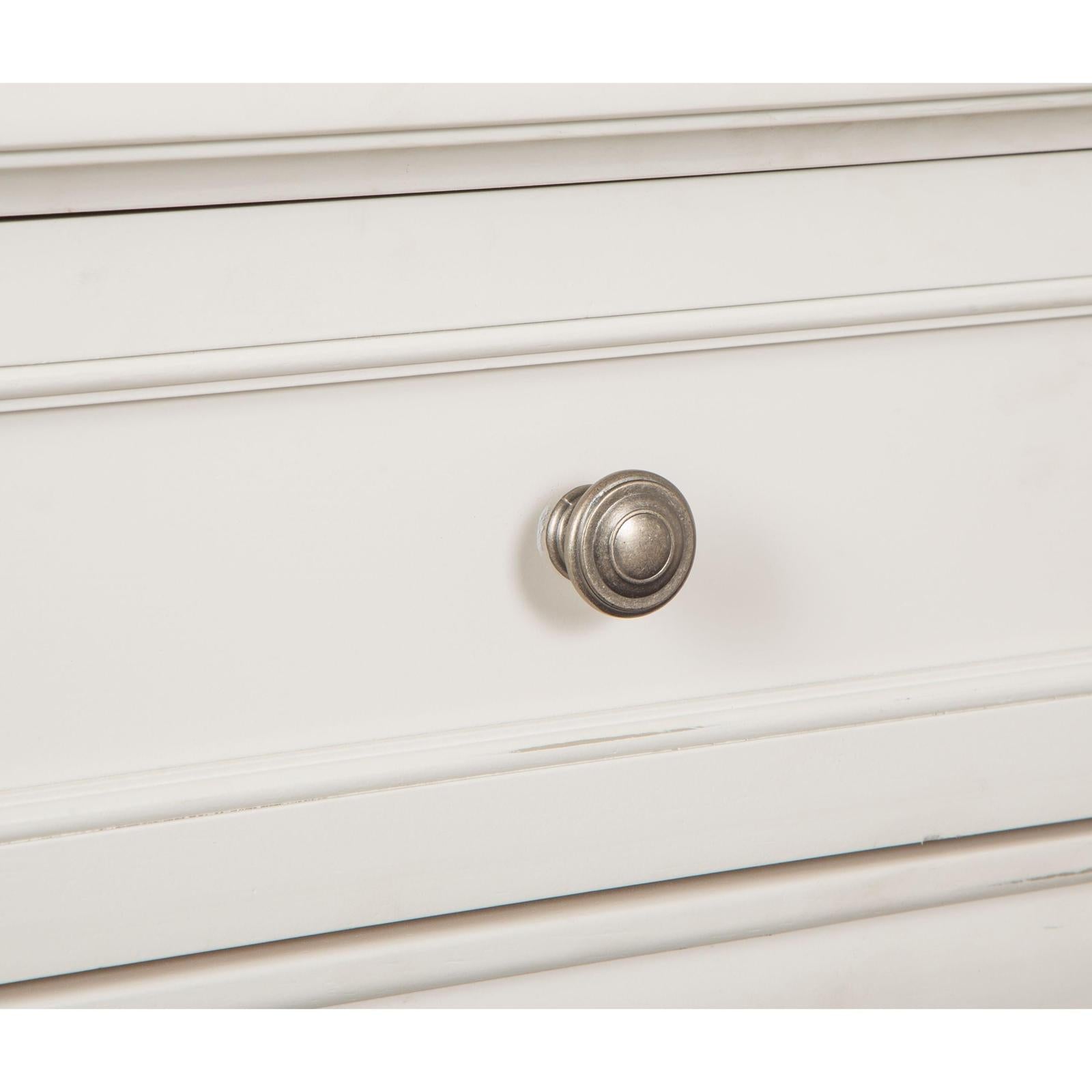 Magnussen Home Willowbrook Egg Shell White Nightstand