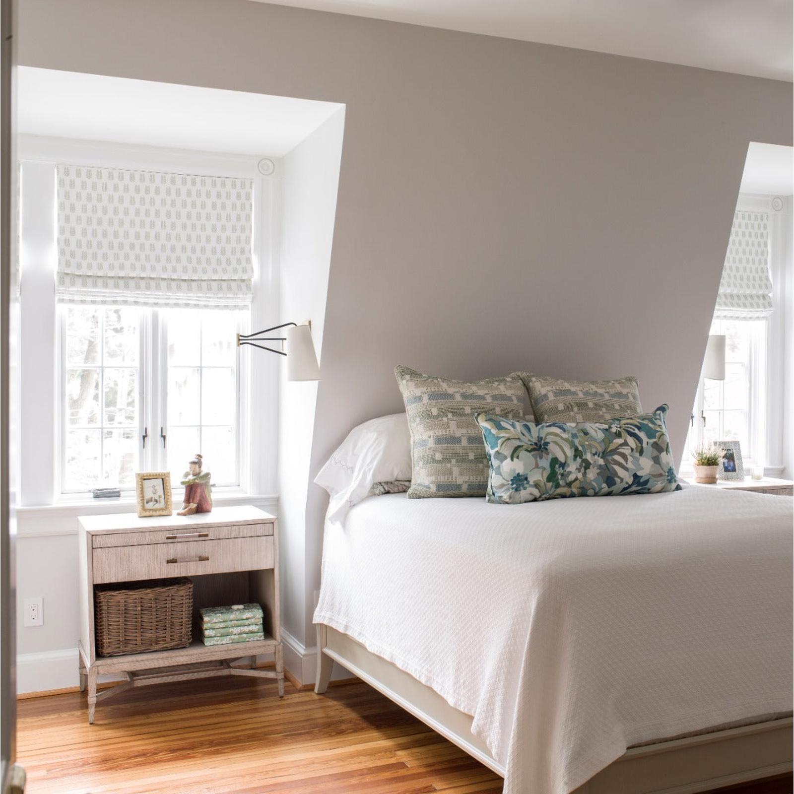 Woodbridge Furniture Iris Bedside Table