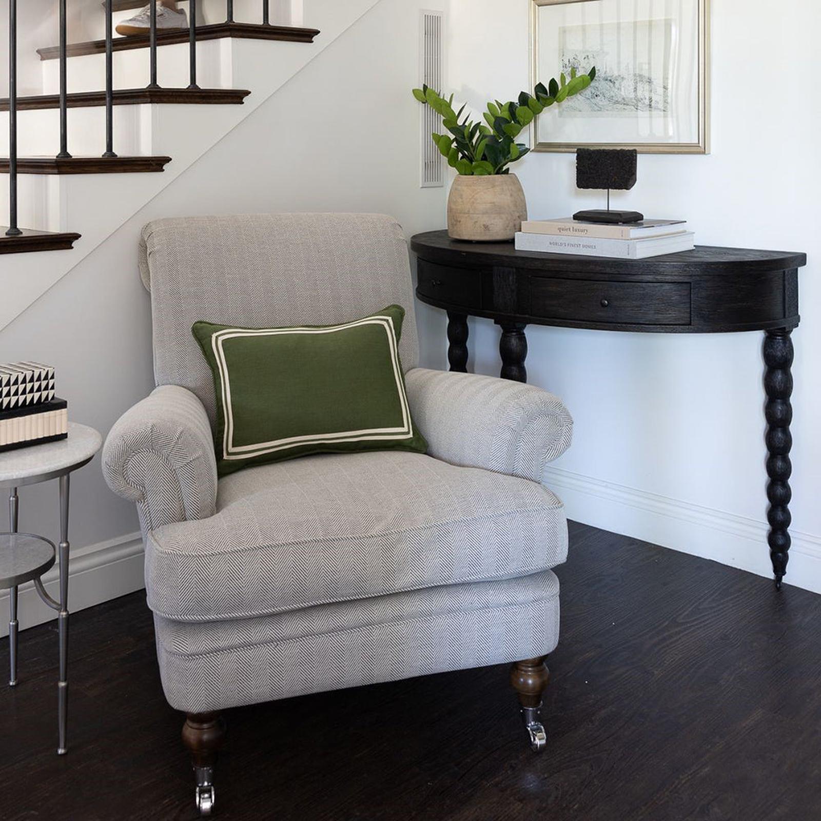 Woodbridge Furniture Salutation Demilune Table