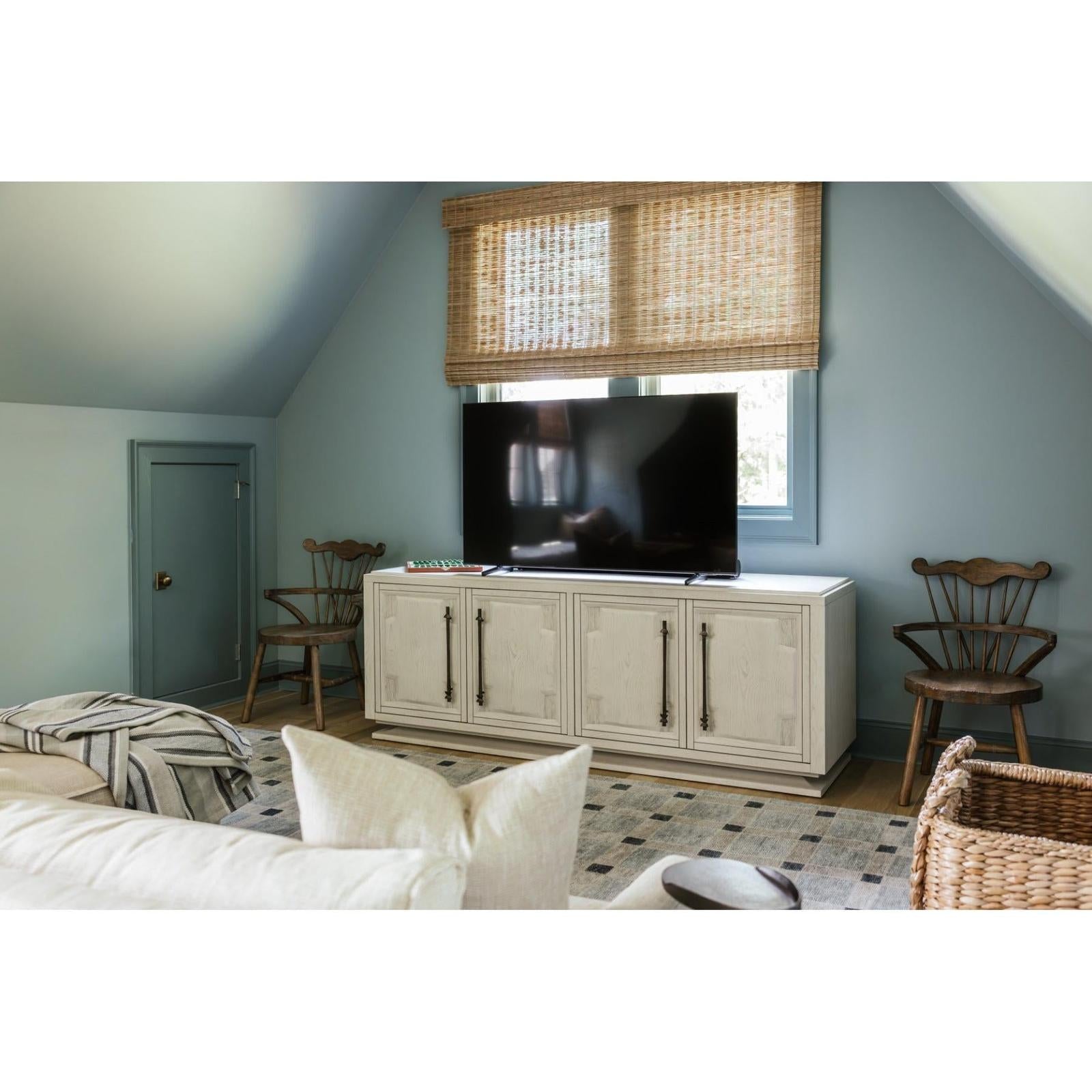 Woodbridge Furniture Storybook Chair