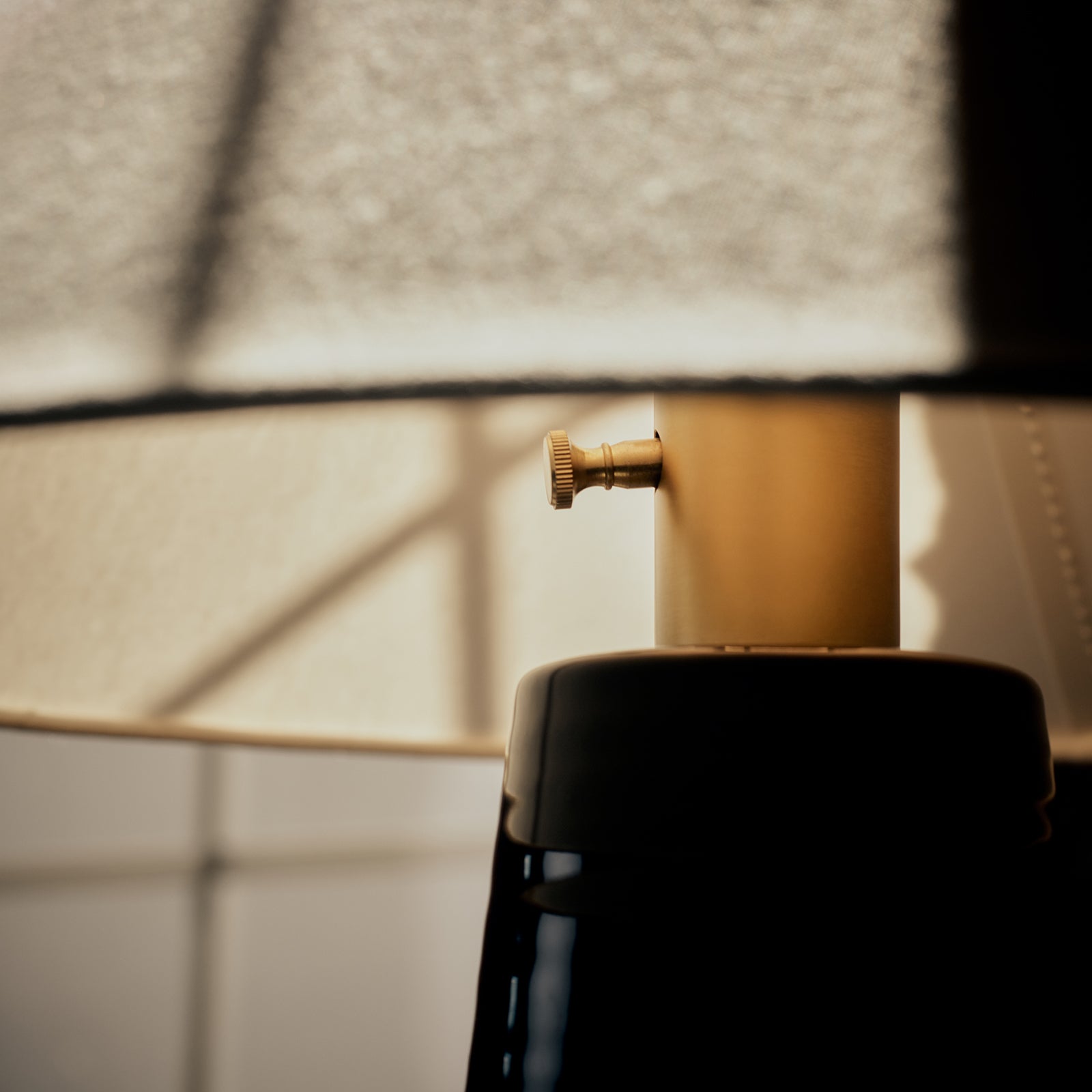 Regina Andrew Koda Ceramic Table Lamp