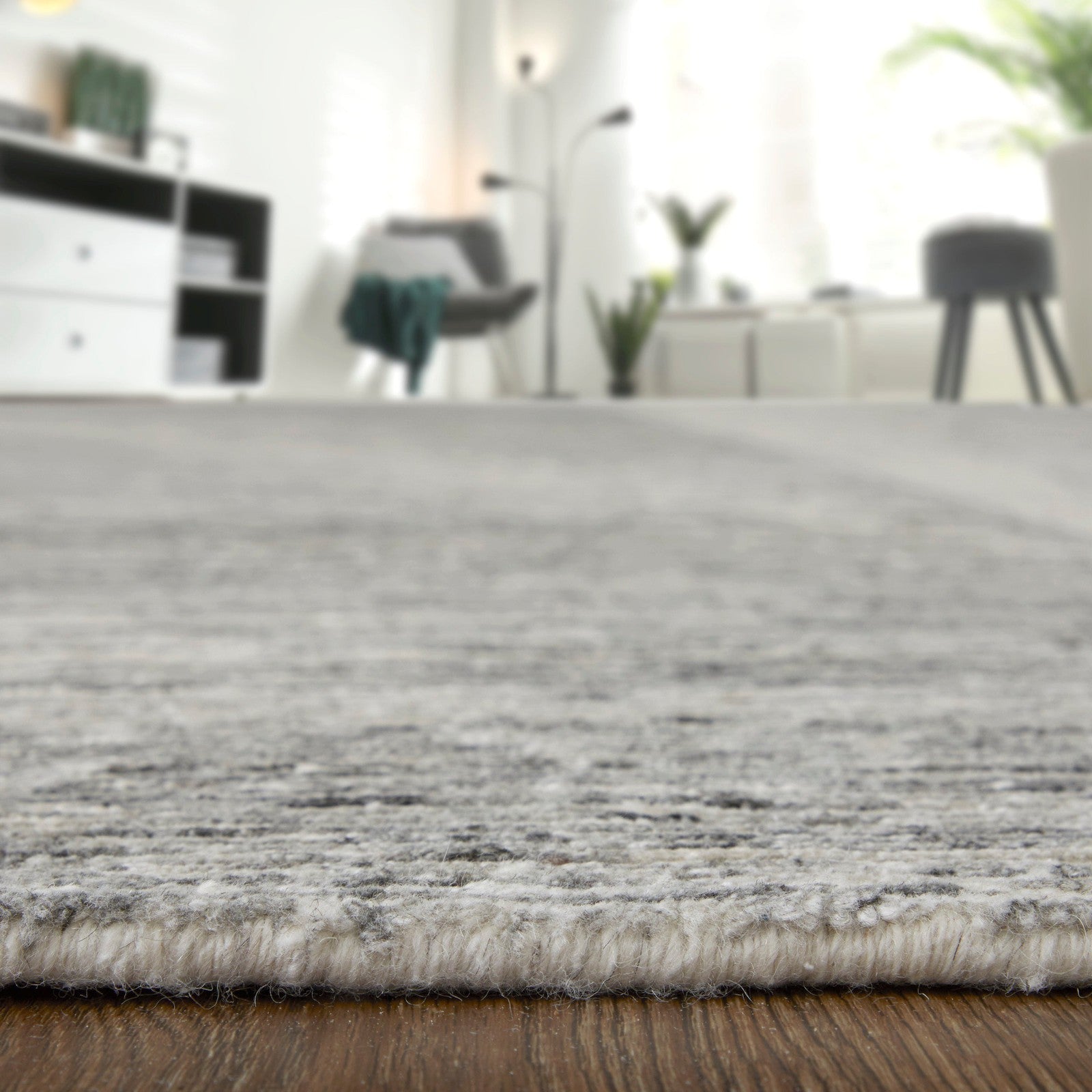 Feizy Brighton 69CHF Modern Abstract in Ivory/Gray