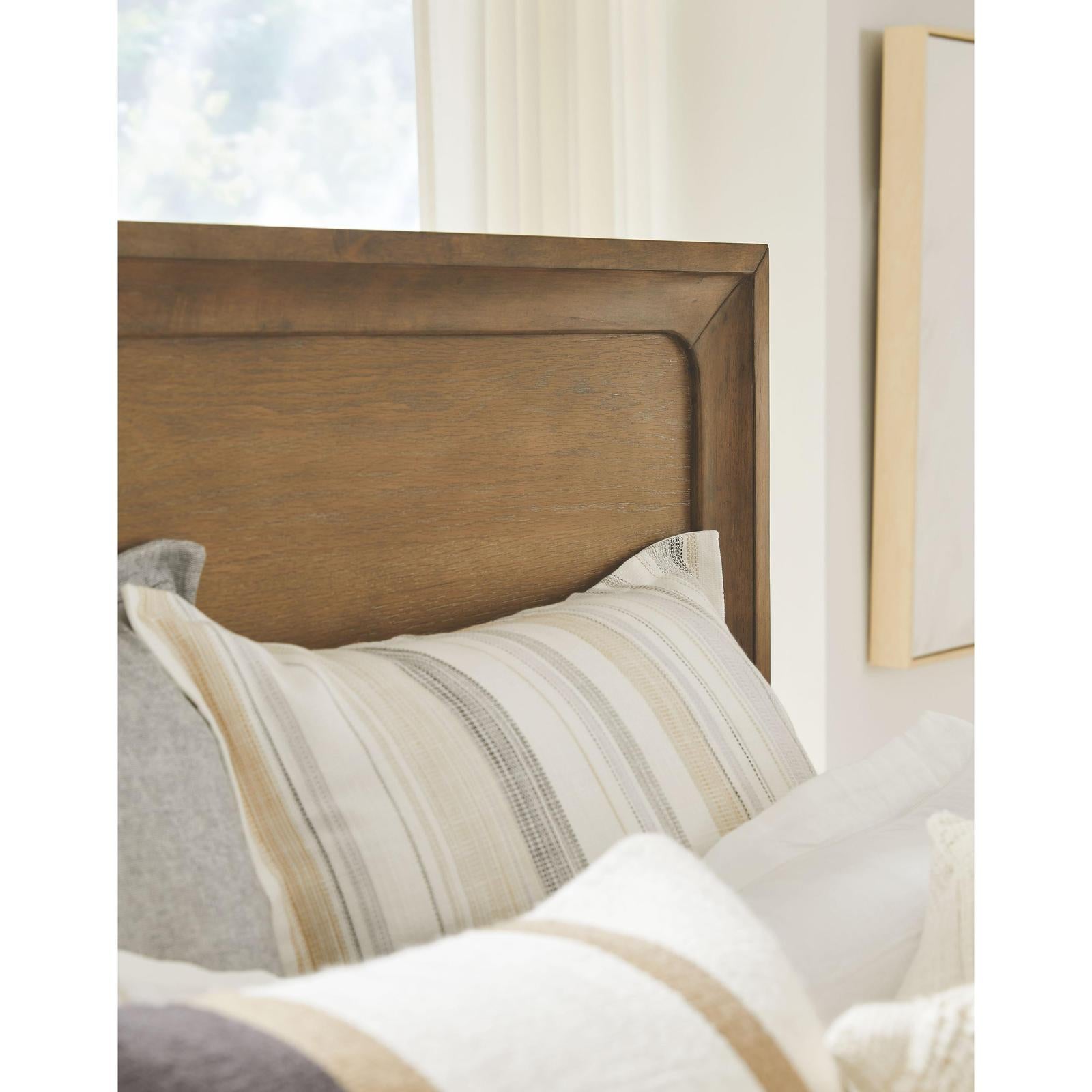 Magnussen Home Lindon Belgian Wheat & Coffee Bean Bed
