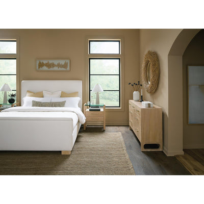 Hooker Furniture Banyon Bay Upholstered Bed