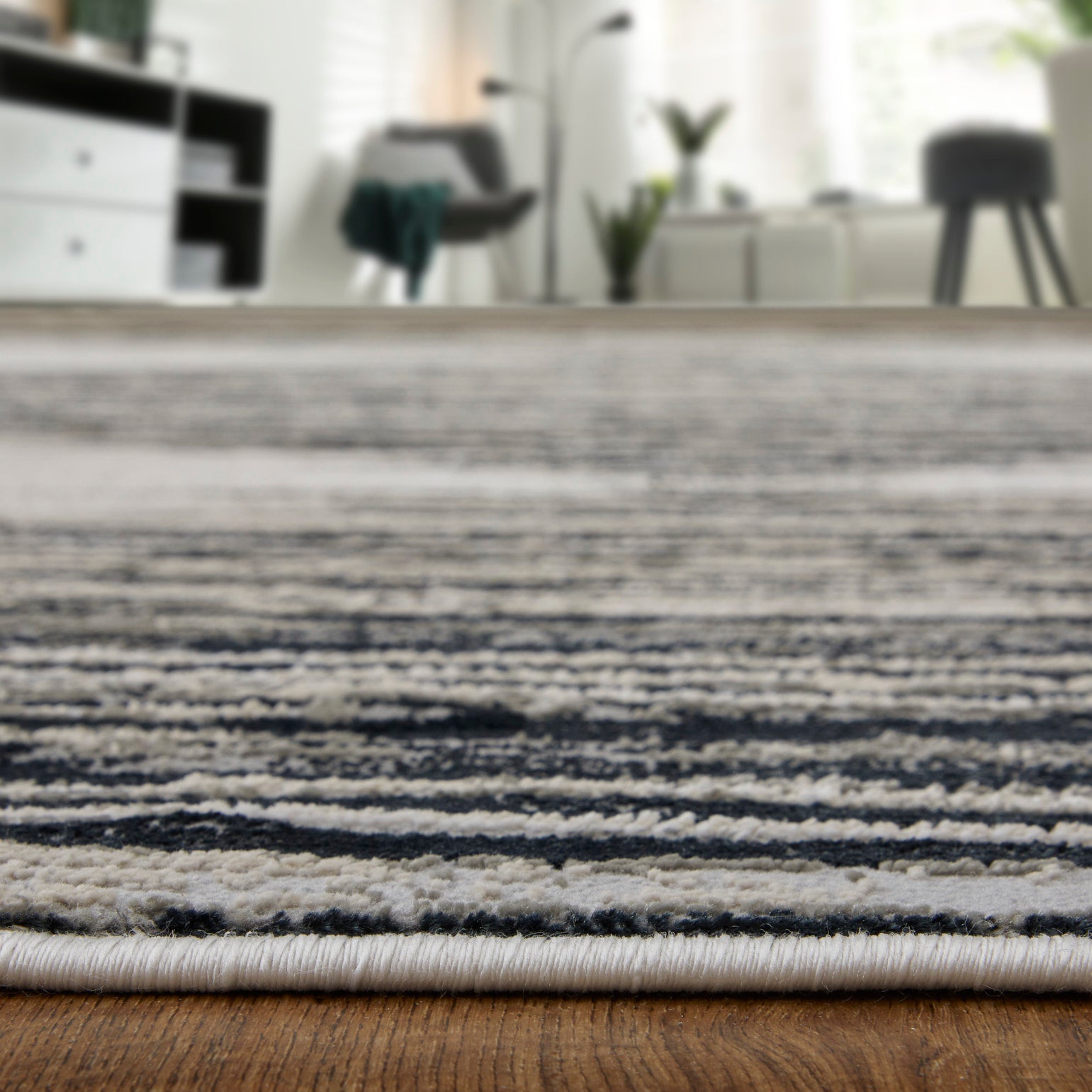 Feizy Micah 39LRF Modern Diamond Rug in Black/Silver/Taupe