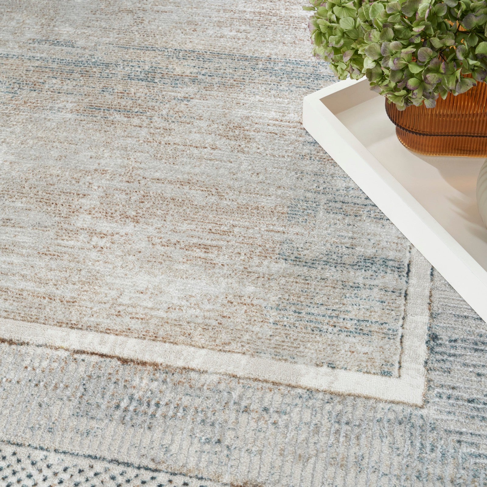Nourison Glitz GLZ07 Modern Indoor Rug