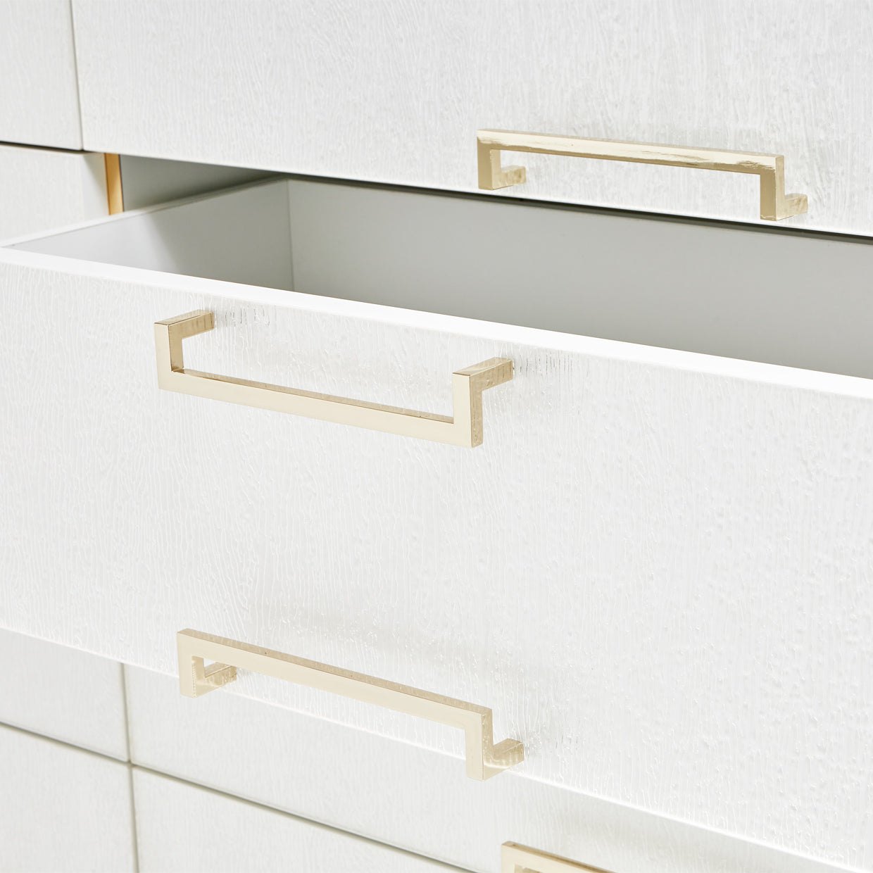 Michael Amini Palm Gate Dresser Cloud White