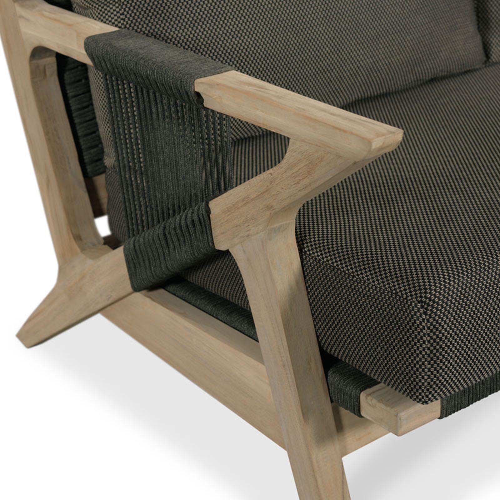 Woodbridge Furniture Bellevue Outdoor Lounge Chair