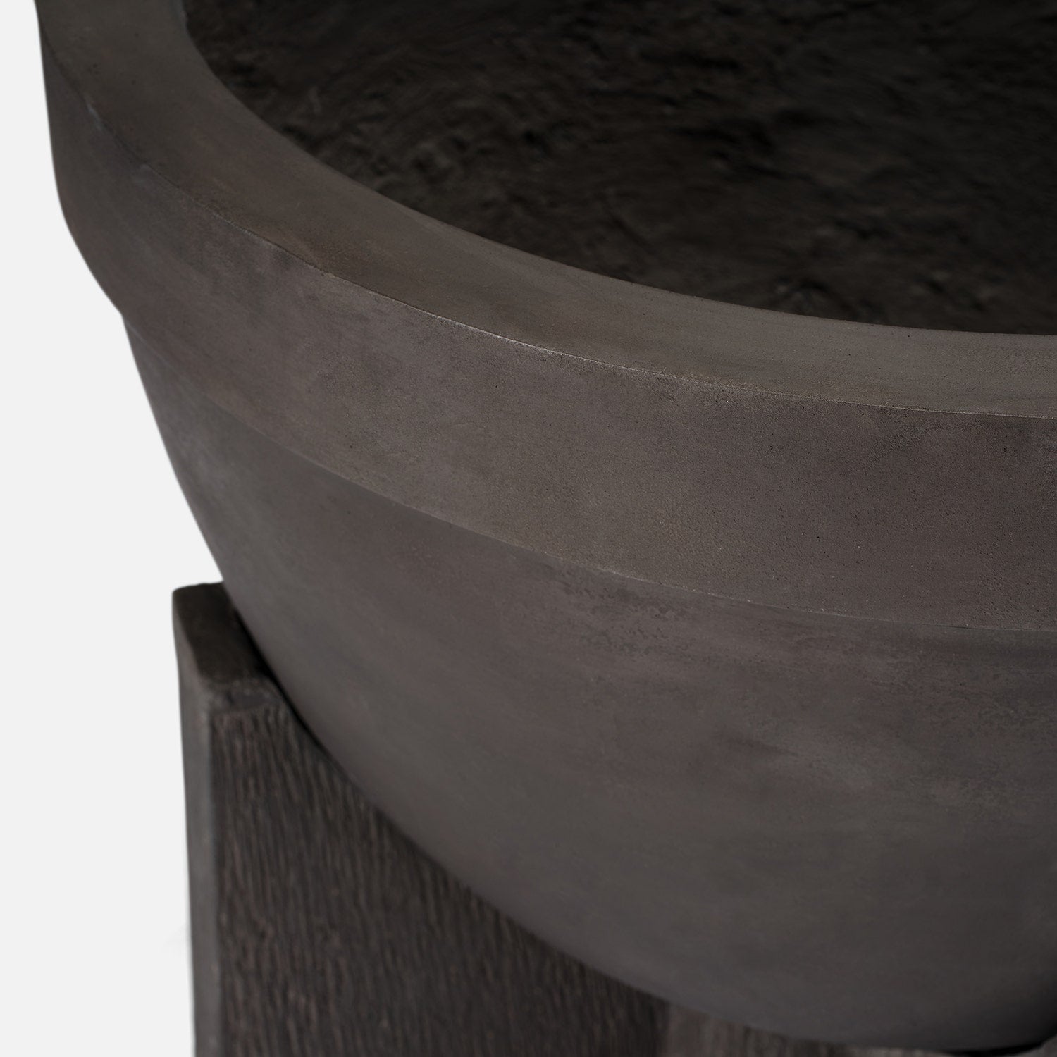Flavia Concrete Planter