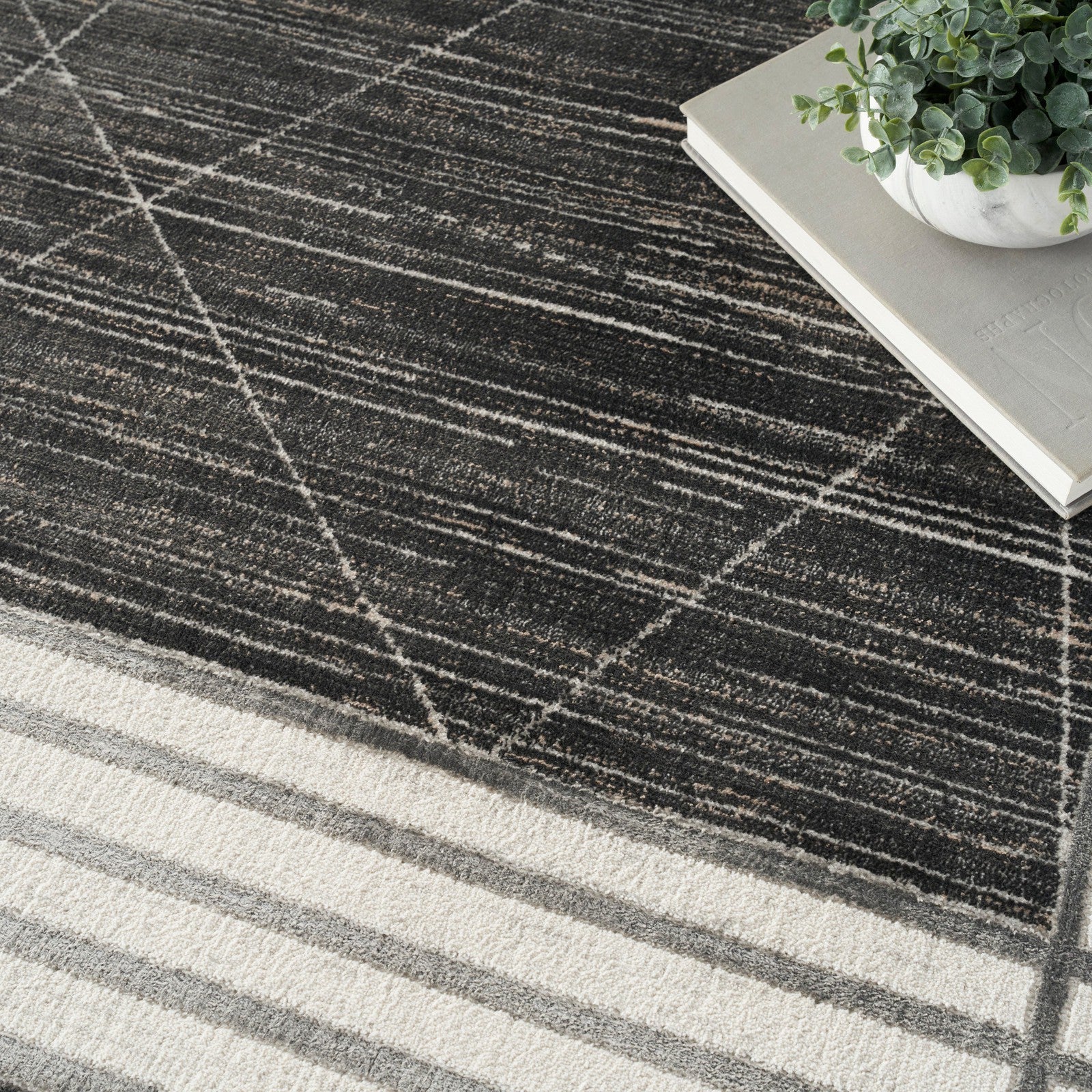 Nourison Desire DSR01 Modern Indoor Rug