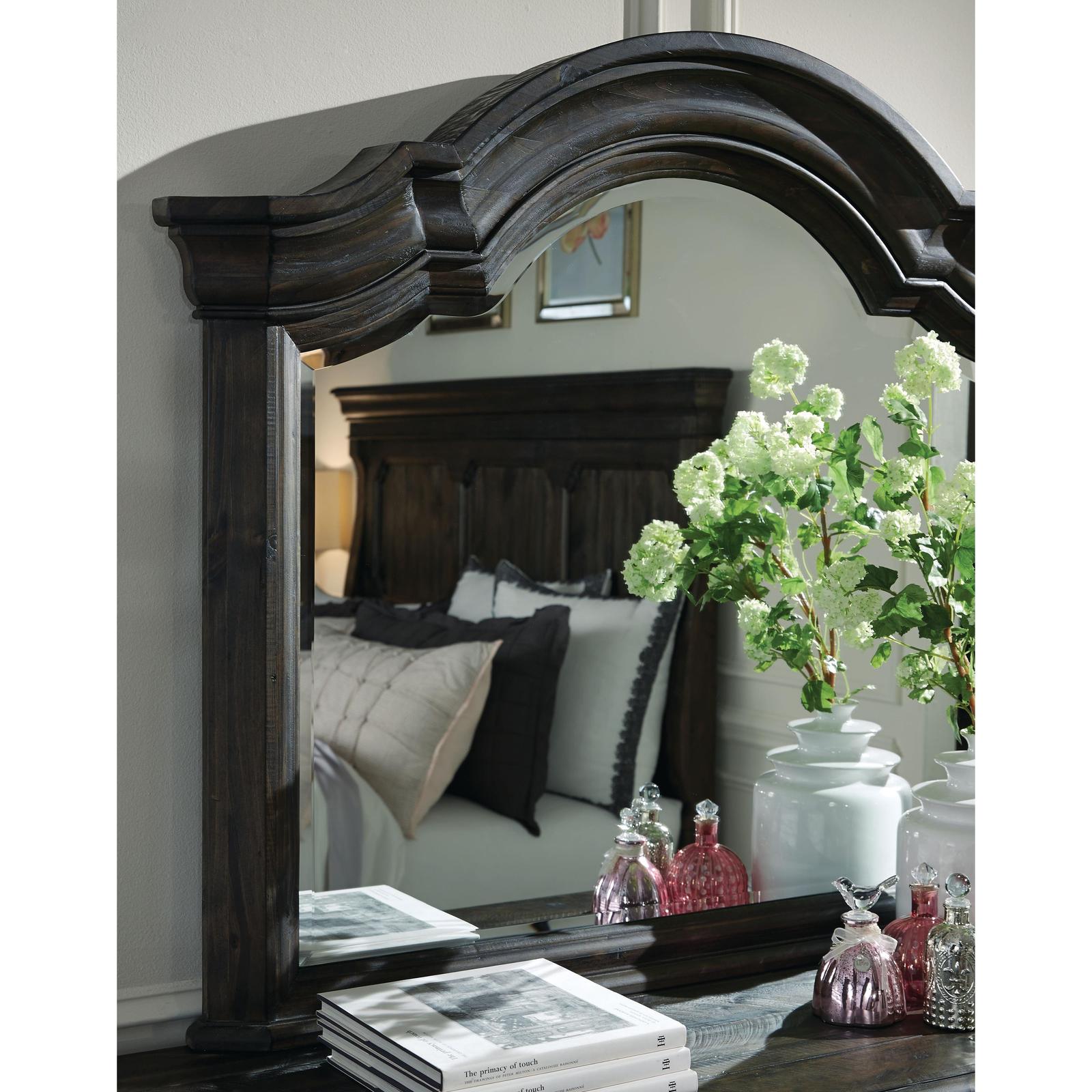 Magnussen Home Bellamy Peppercorn Drawer Dresser