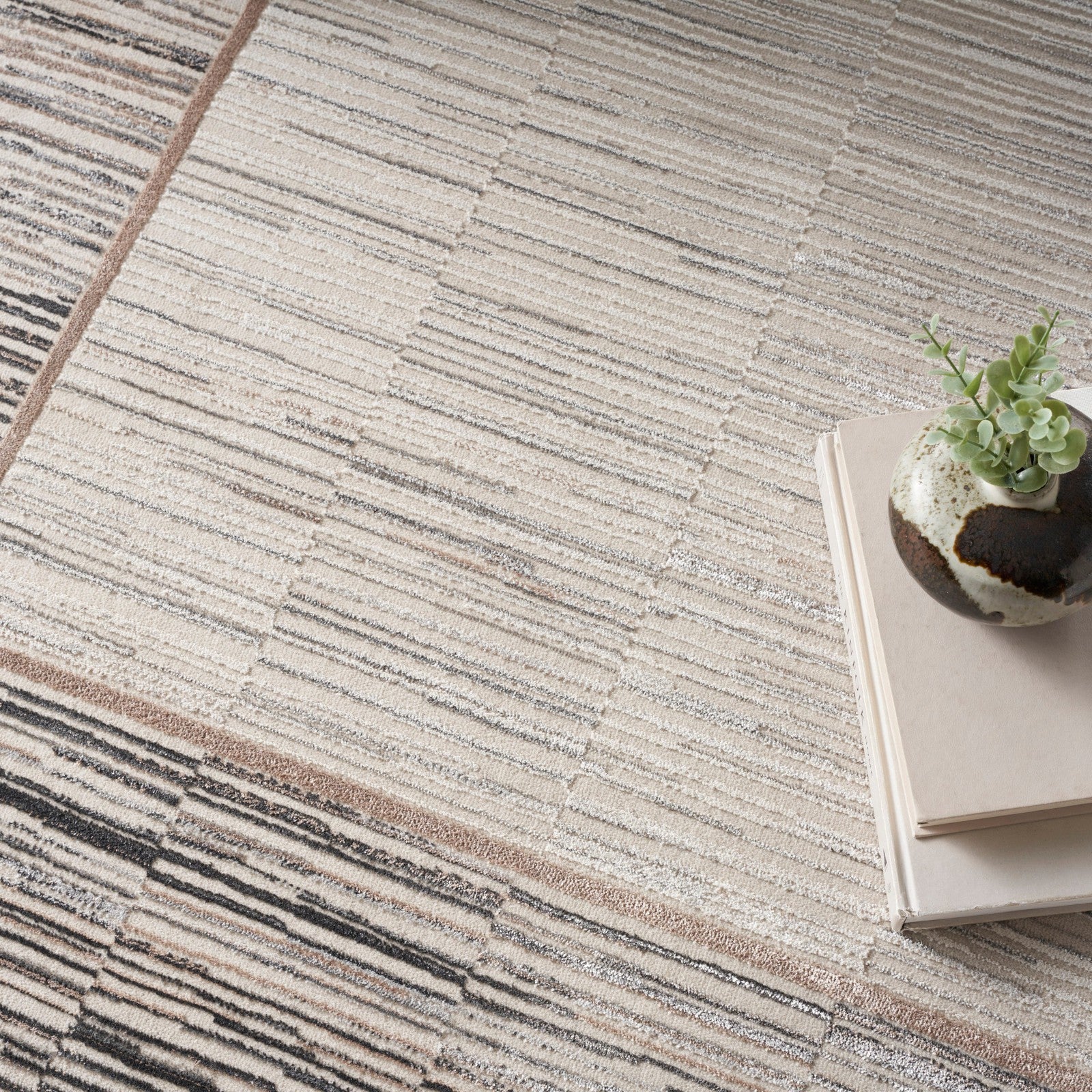 Nourison Desire DSR02 Modern Indoor Rug