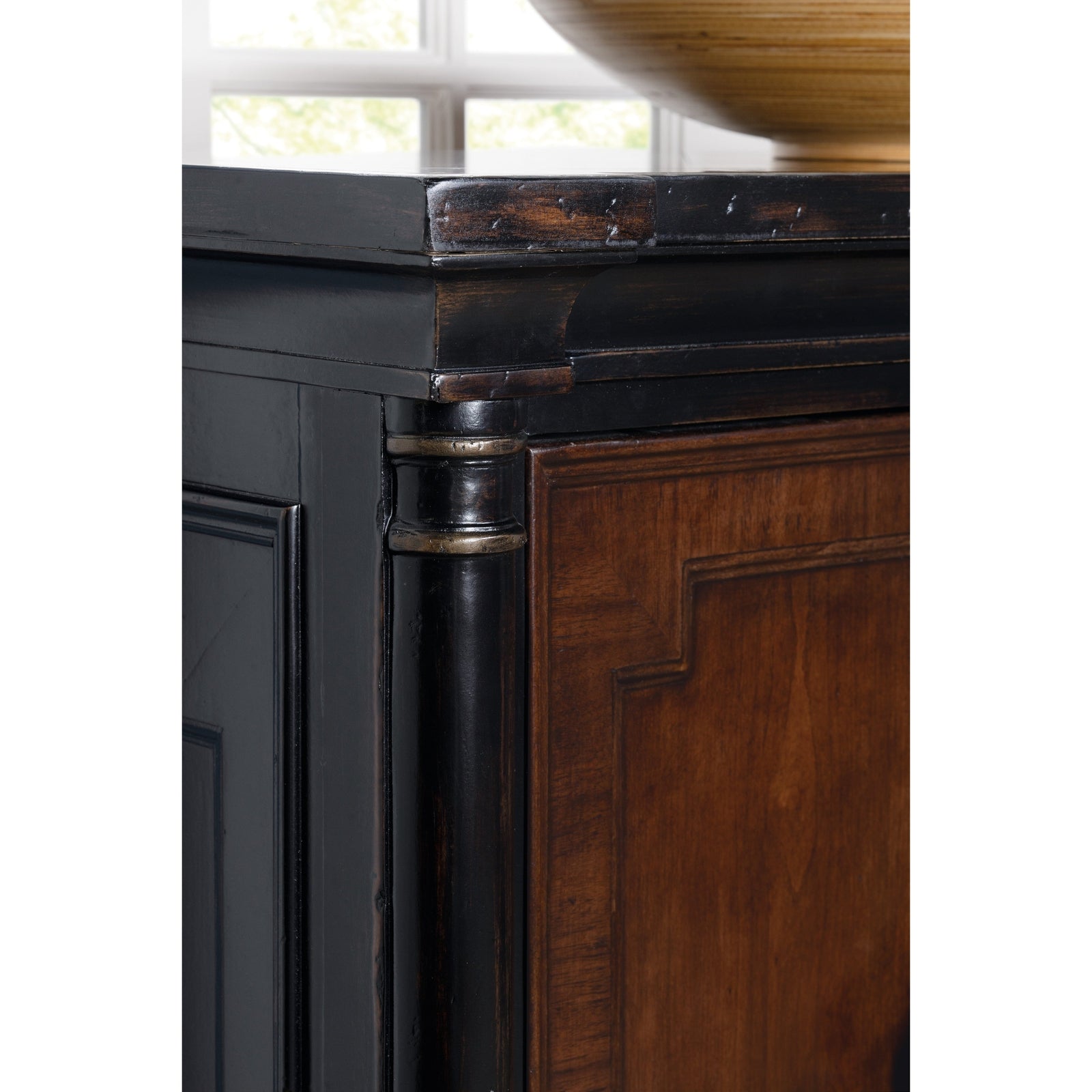 Hooker Furniture Charleston Entertainment Console