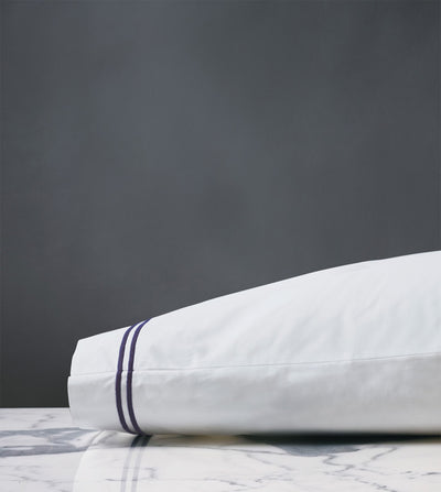 Eastern Accents Enzo Satin Stitch Pillowcase In Navy