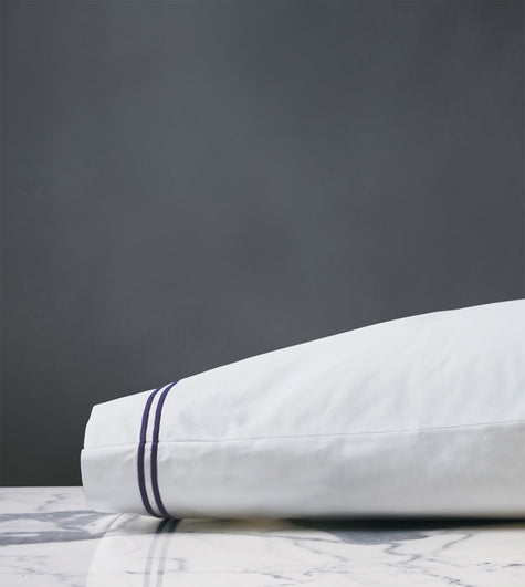 Eastern Accents Enzo Satin Stitch Pillowcase In Navy