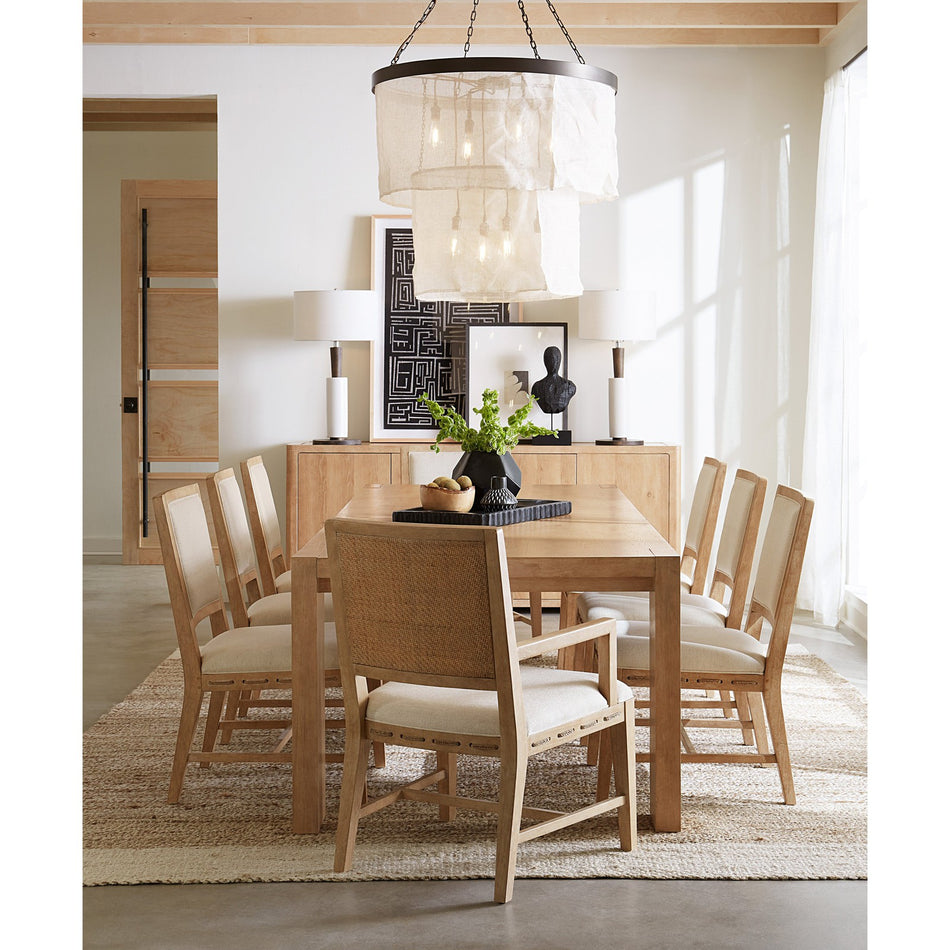 Hooker Furniture Retreat Rectangle Dining Table w/1-22in leaf