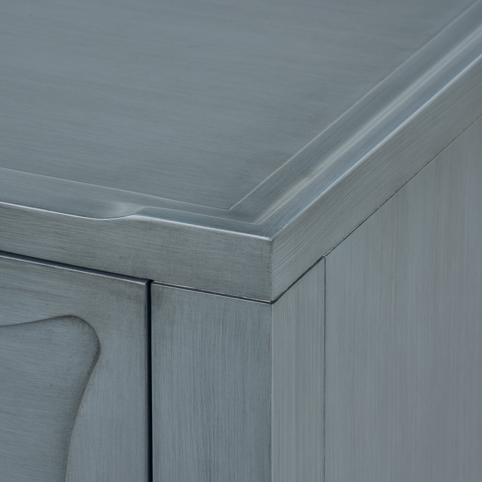 Villa & House Sara Extra Large 9-Drawer Cabinet