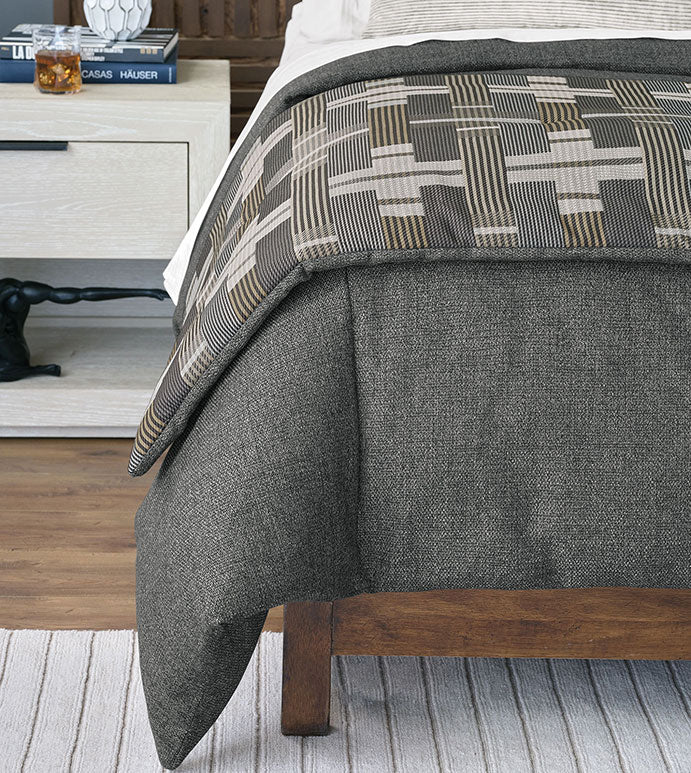 Eastern Accents Enoch Graphic Bed Scarf