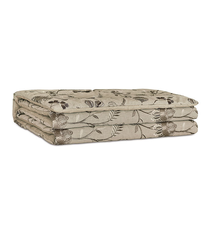 Eastern Accents Rosecliff Floral Bed Scarf