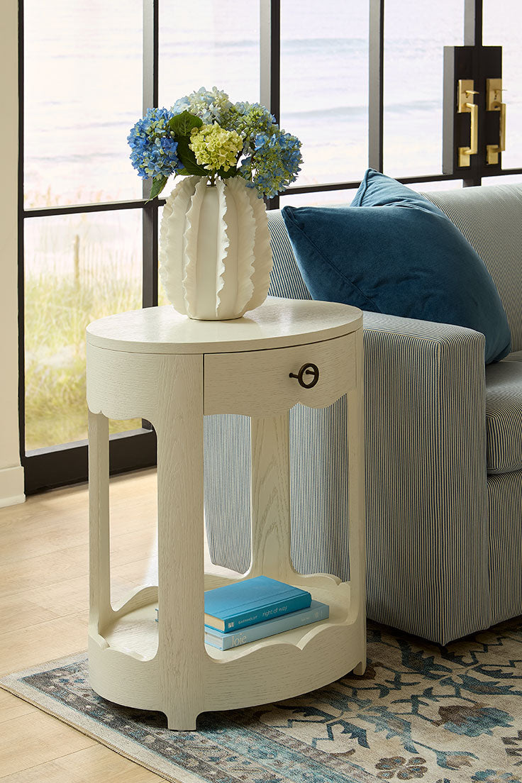 Villa & House Scarlett 1-Drawer End Table