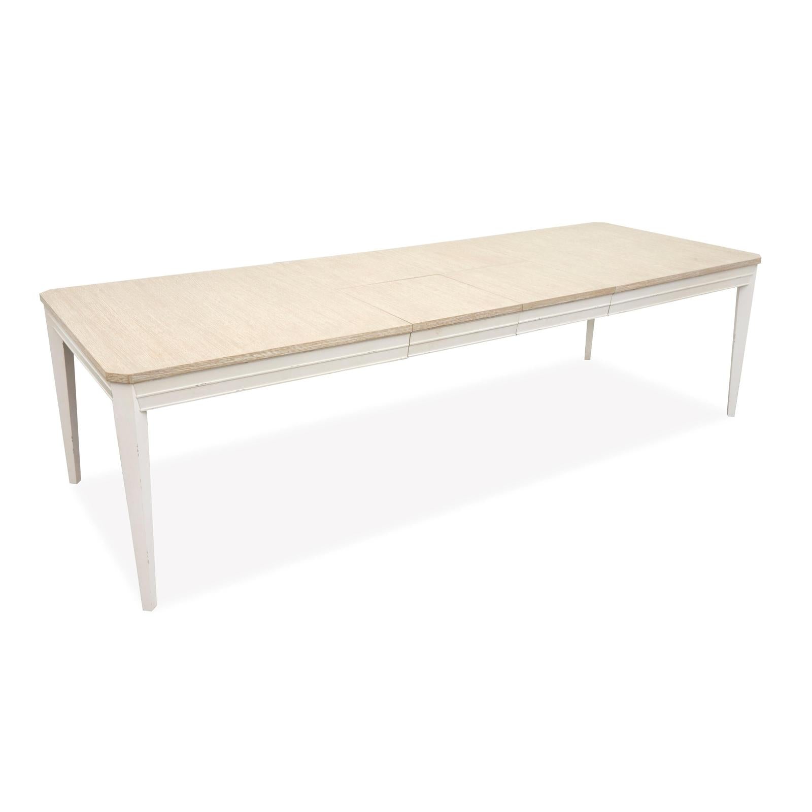 Salt Life Home Echo Isles Sea Pearl and Driftwood Extendable Rectangular Dining Table