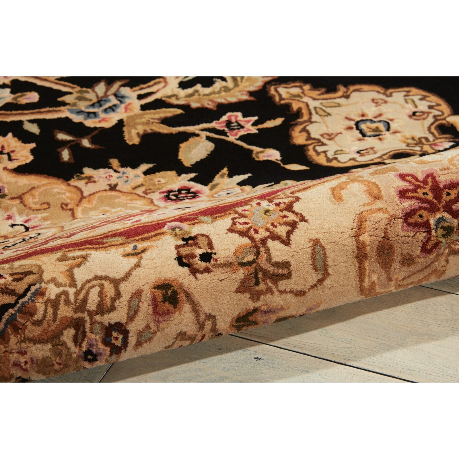 Nourison 2000 2028 Traditional Indoor Rug