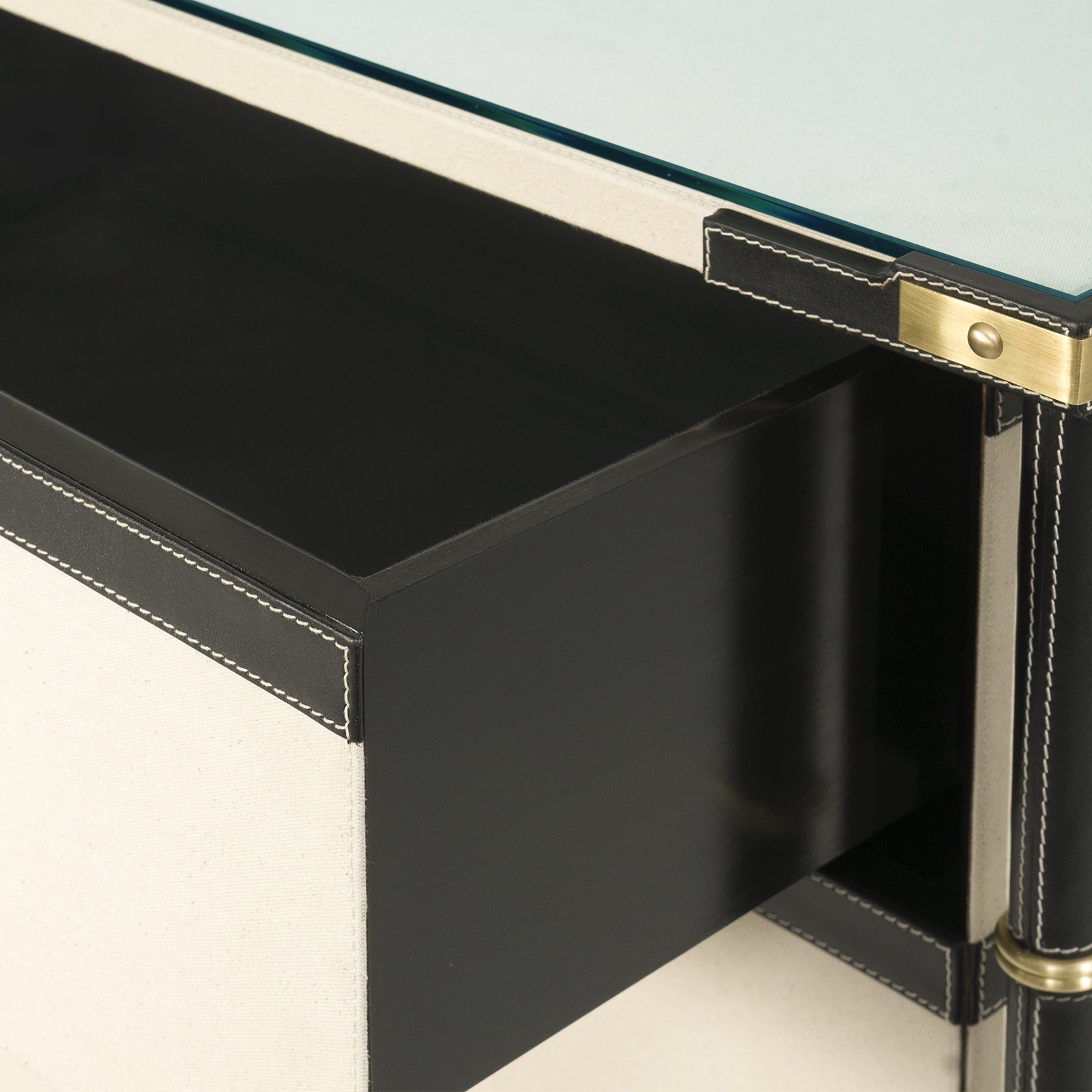 Villa & House Toulon 6-Drawer