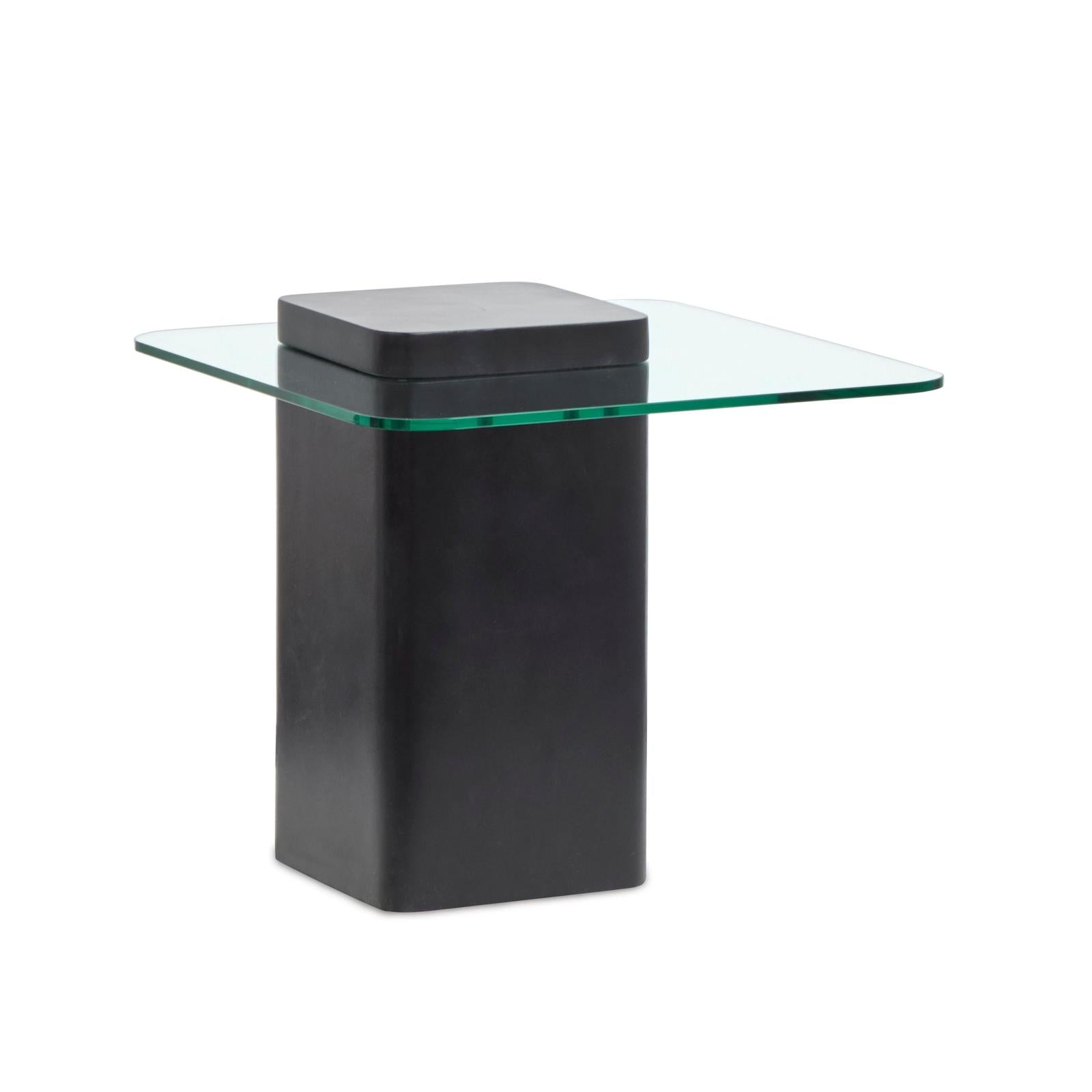Magnussen Home Donora Clear Glass And Obsidian Square End Table
