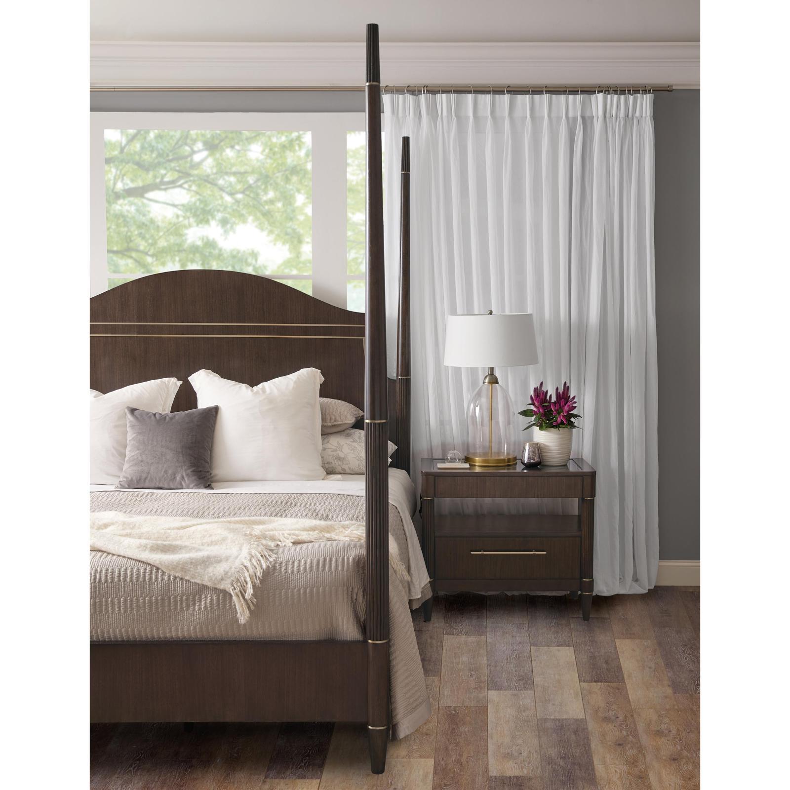 Pulaski Furniture Asher Park Piano Brown Poster Bed