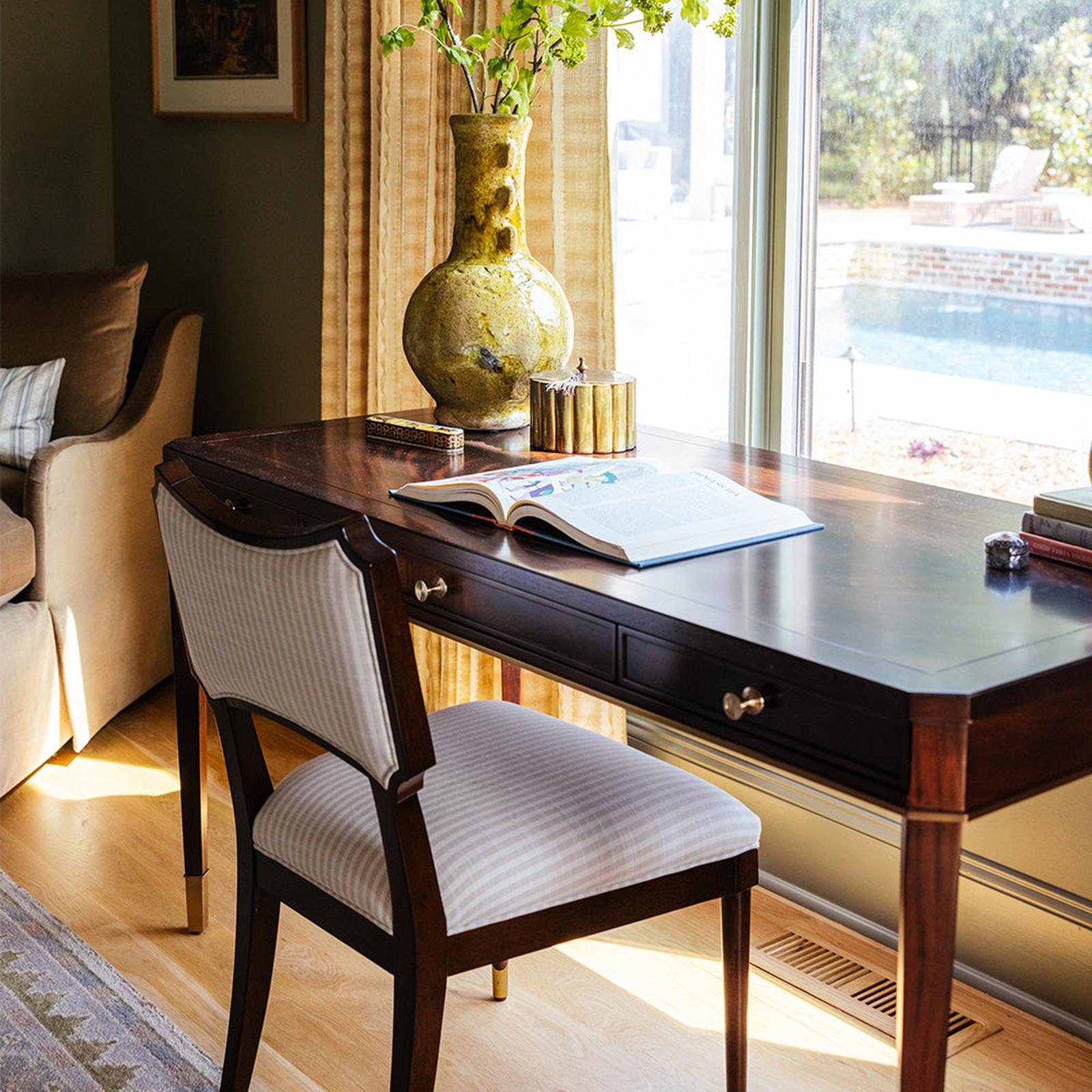 Woodbridge Furniture Livingston Writing Table