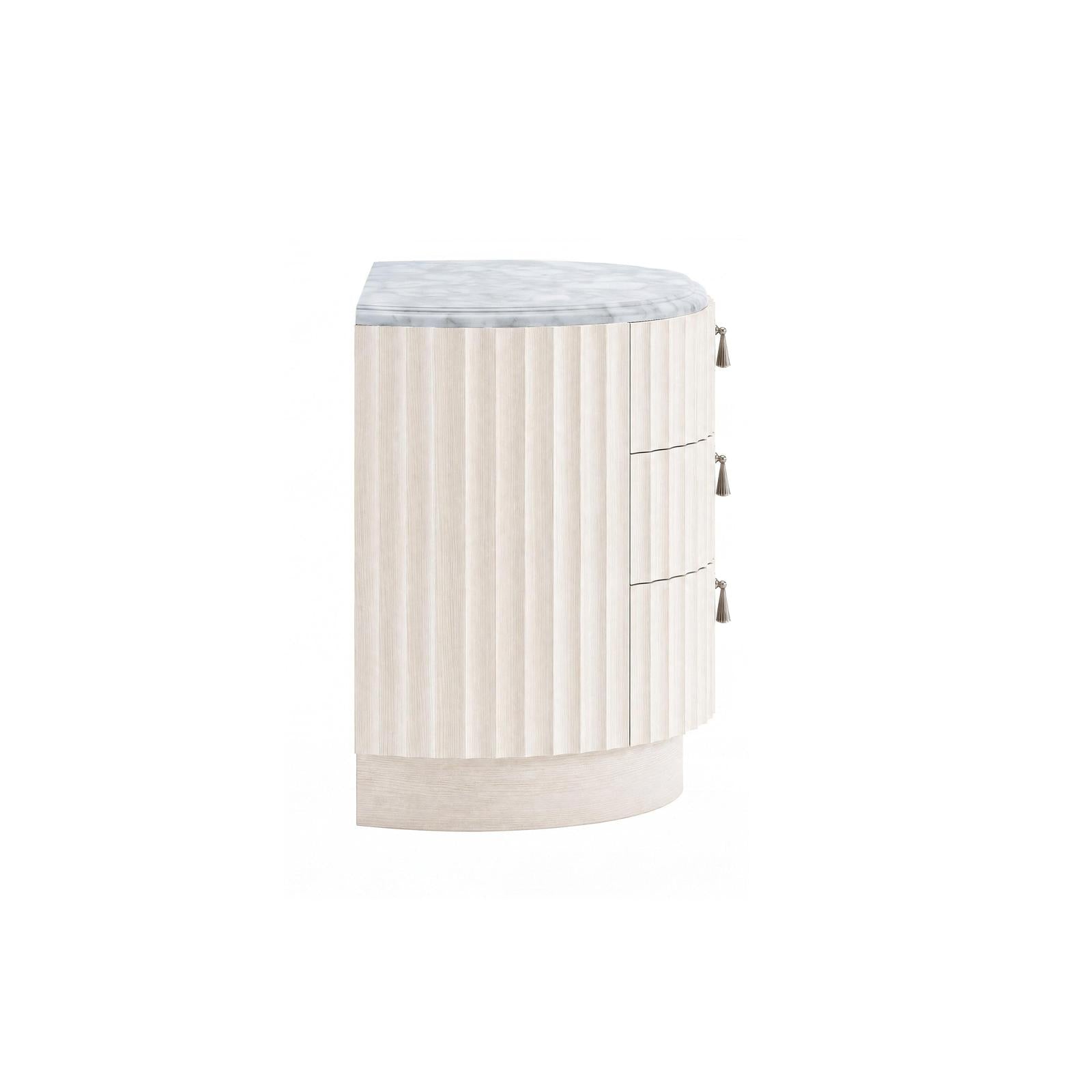 Pulaski Furniture Vivienne Whisper White Drawer Nightstand