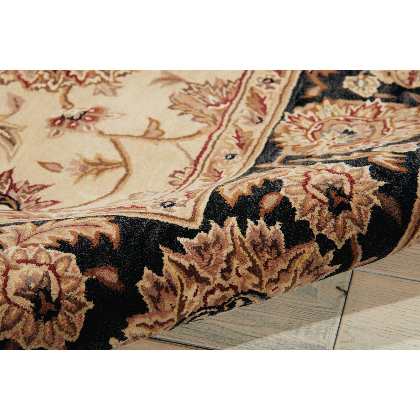 Nourison 2000 2207 Traditional Indoor Rug