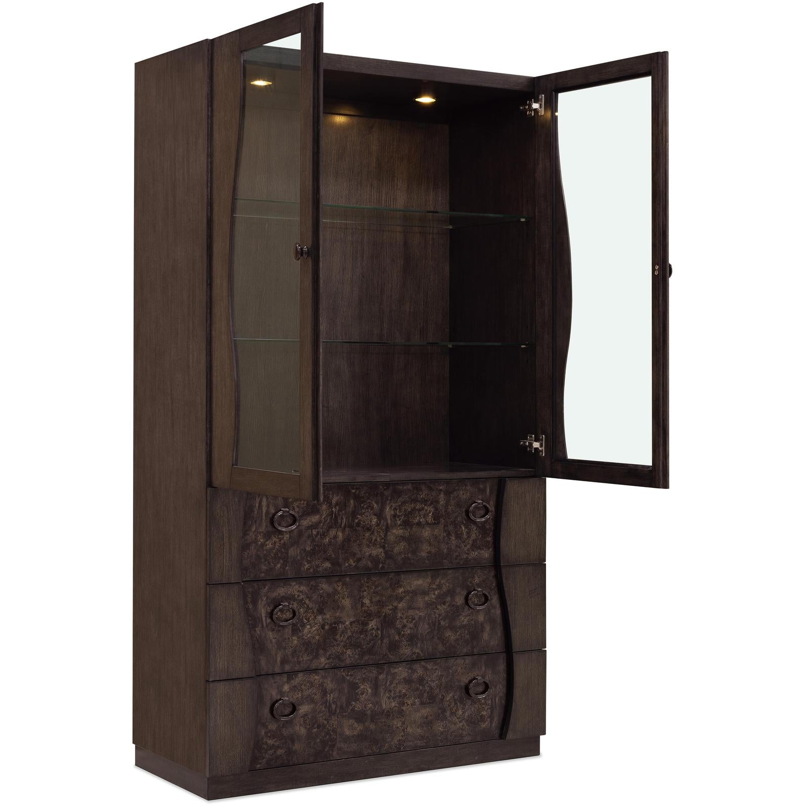 Pulaski Furniture Modern Mosaic Brown China