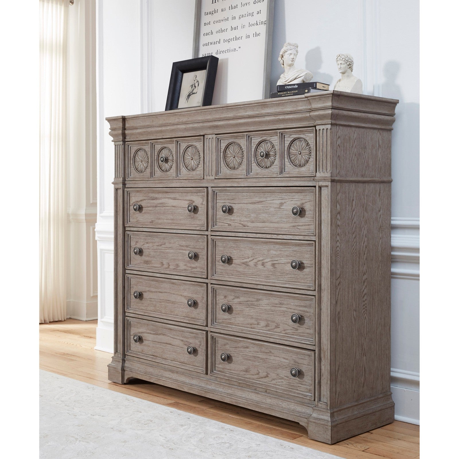 Pulaski Furniture Kingsbury 10 Drawer Master Chest