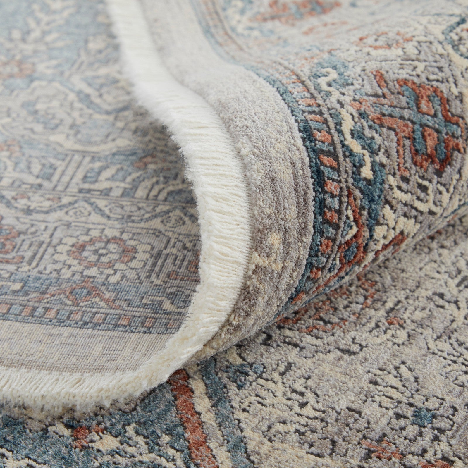 Feizy Marquette 39GUF Transitional Medallion in Blue/Ivory