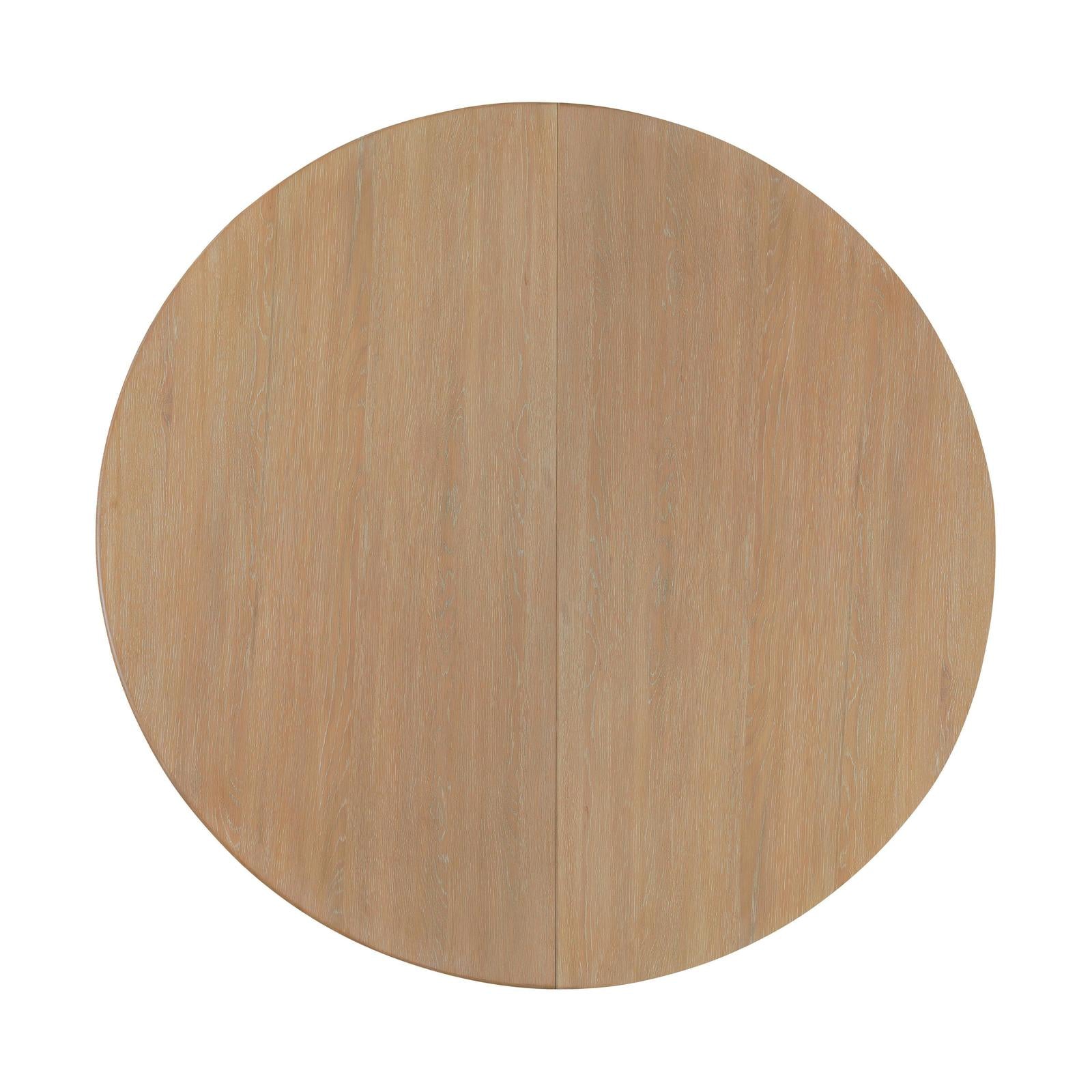 Hooker Furniture Banyon Bay Round Dining Table with One 18-in Leaf