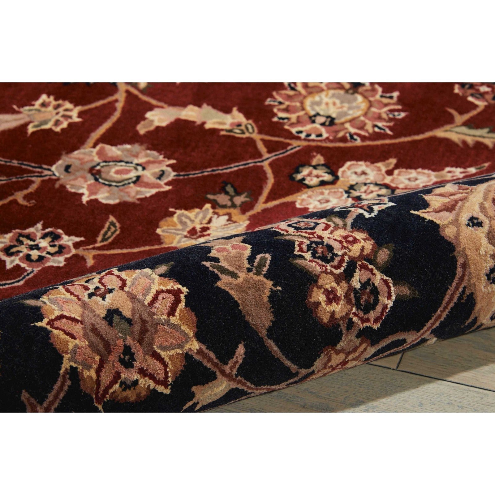 Nourison 2000 2002 Traditional Indoor Rug