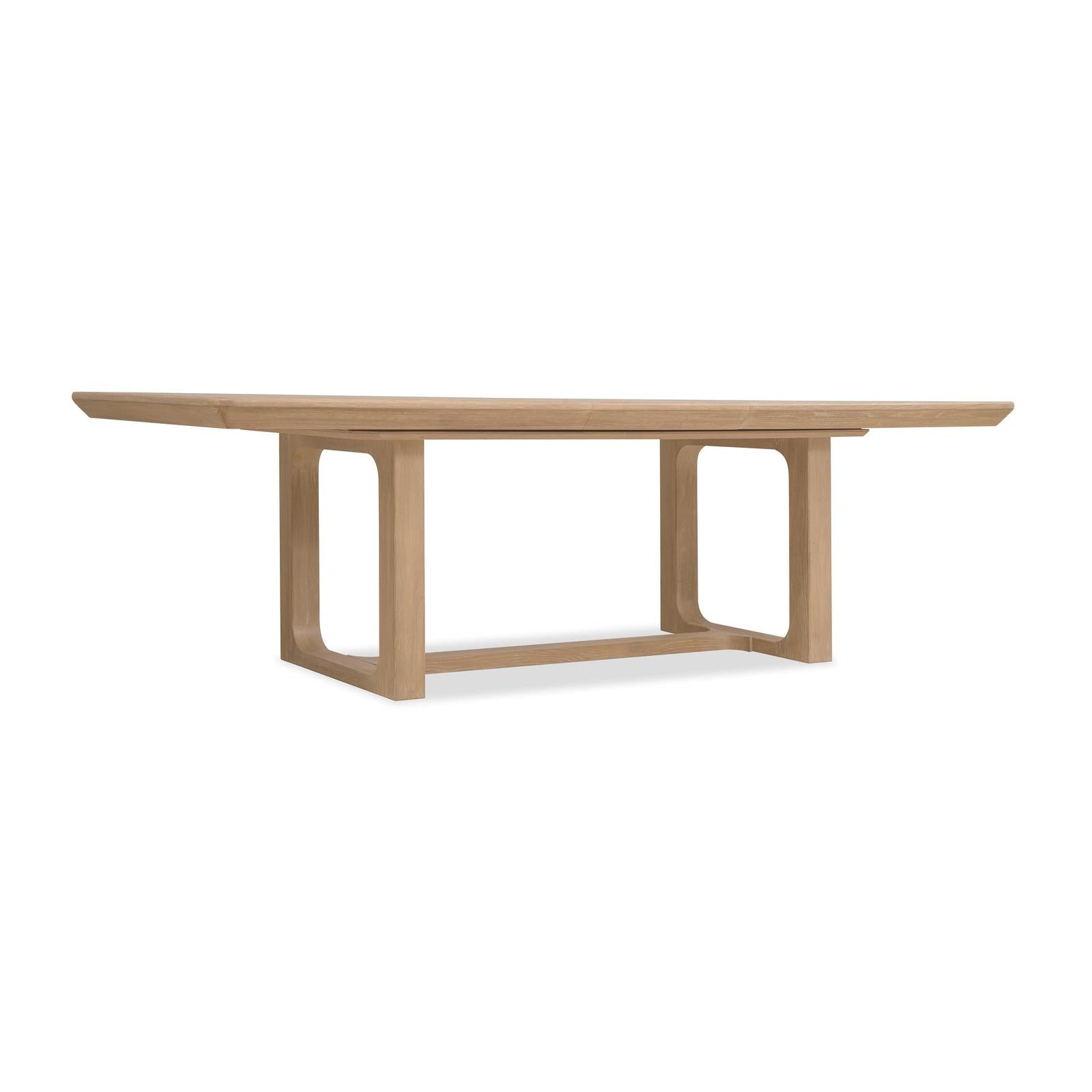 Hooker Furniture Banyon Bay Rectangle Dining Table with Two 20-in Leaves
