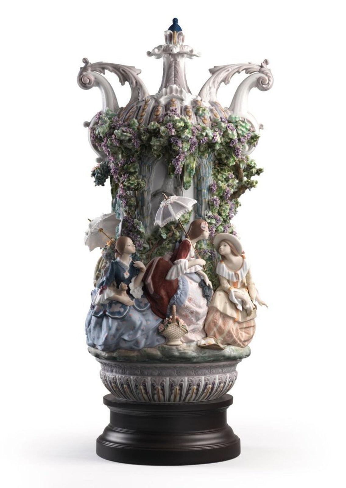 Lladro Ladies from Aranjuez Vase - Limited Edition