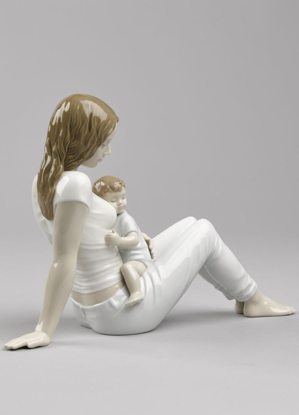 Lladro A Mother's Love Figurine