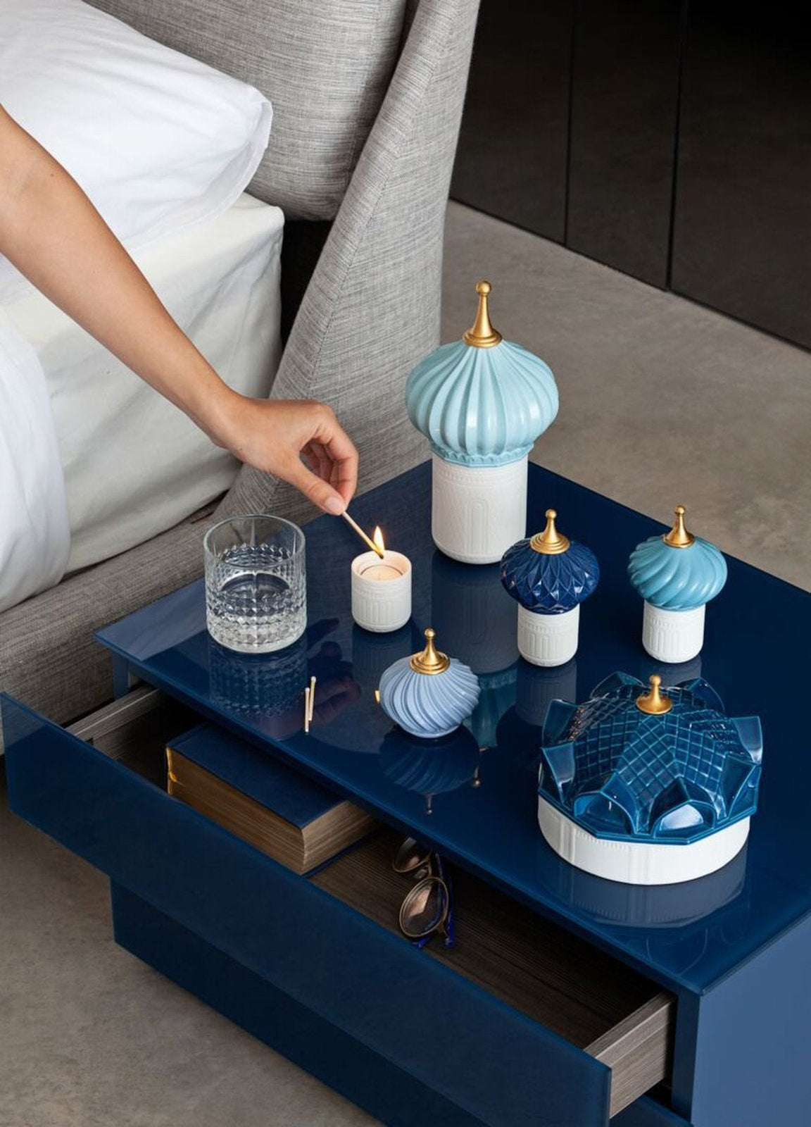 Lladro North Tower Candle 1001 Lights