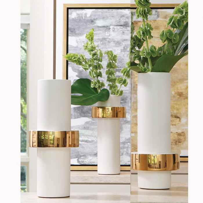 Global Views Cylindrical Ring Vase