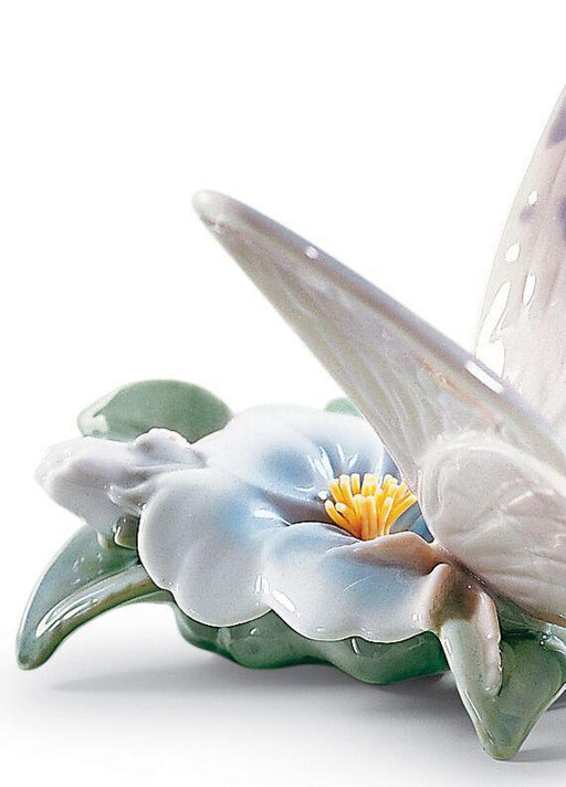 Lladro Refreshing Pause Butterfly Figurine
