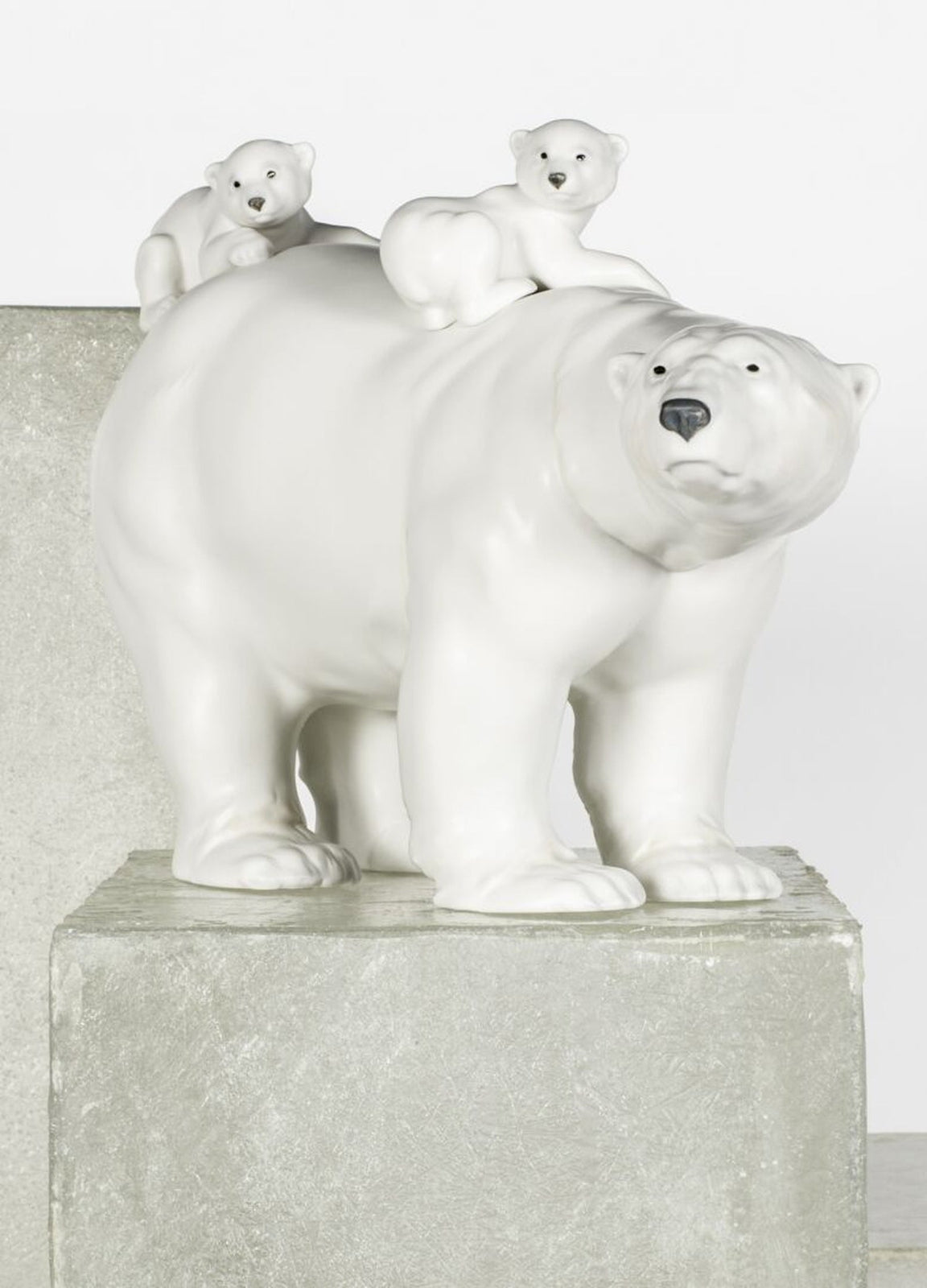 Lladro Mummy Bear and Babies Figurine
