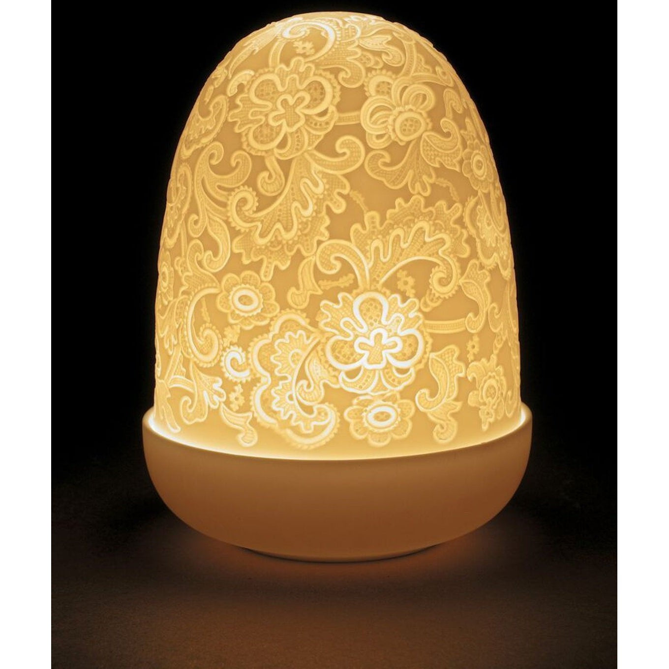 Lladro Lace Dome Table Lamp