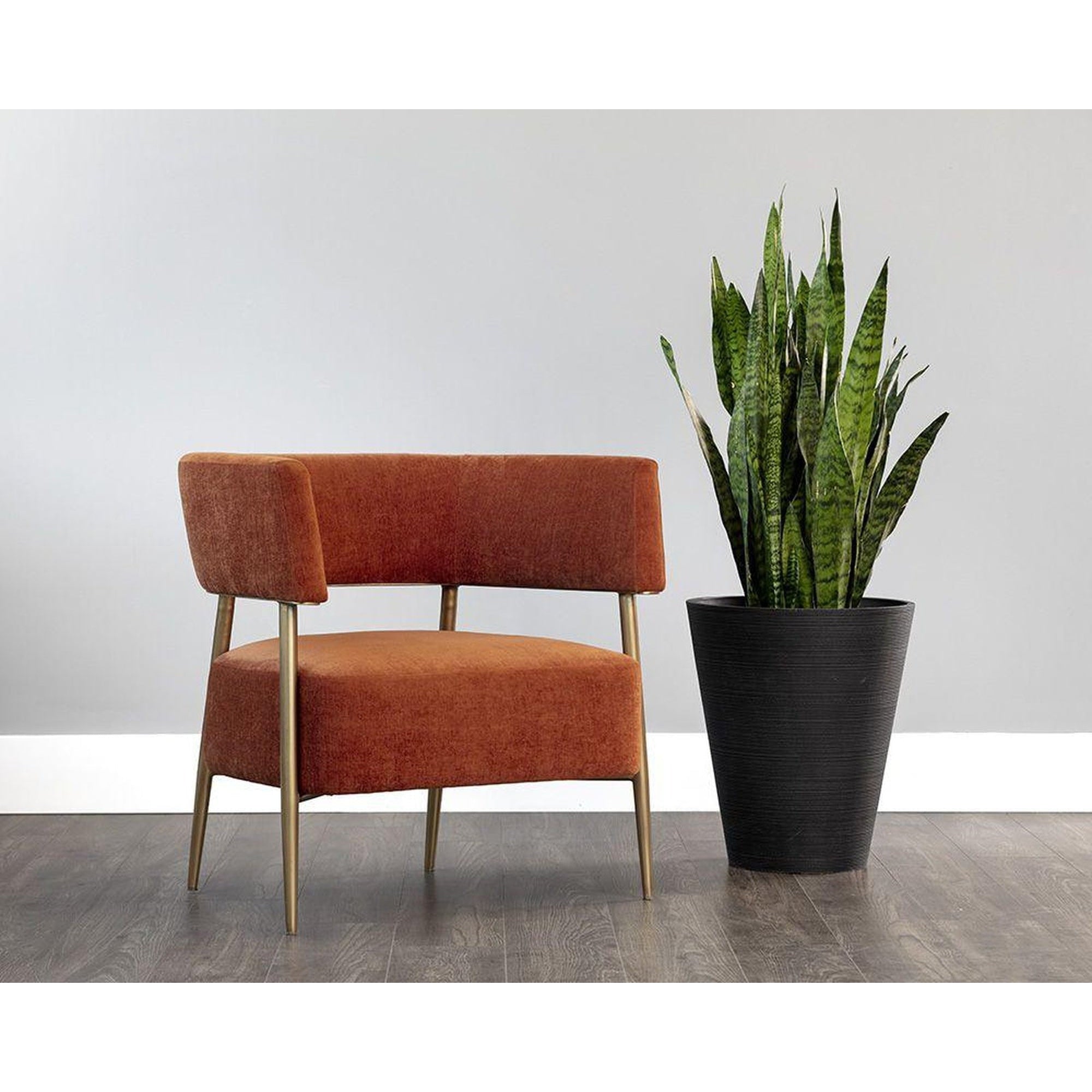 Sunpan Maestro Lounge Chair