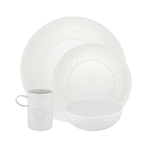 Vista Alegre Ornament Set of 4 Plate Pieces