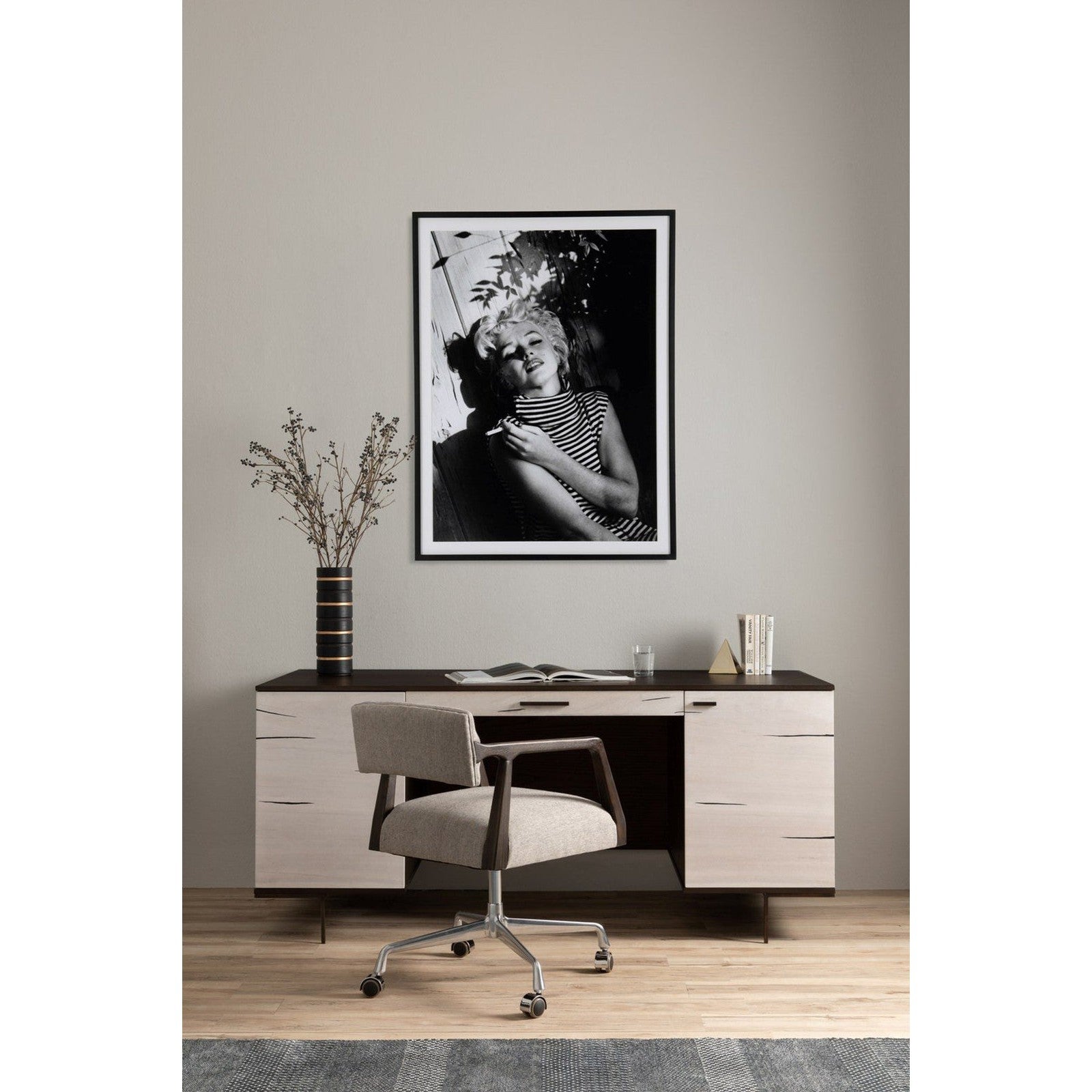 Marilyn Monroe Relaxing by Getty Images