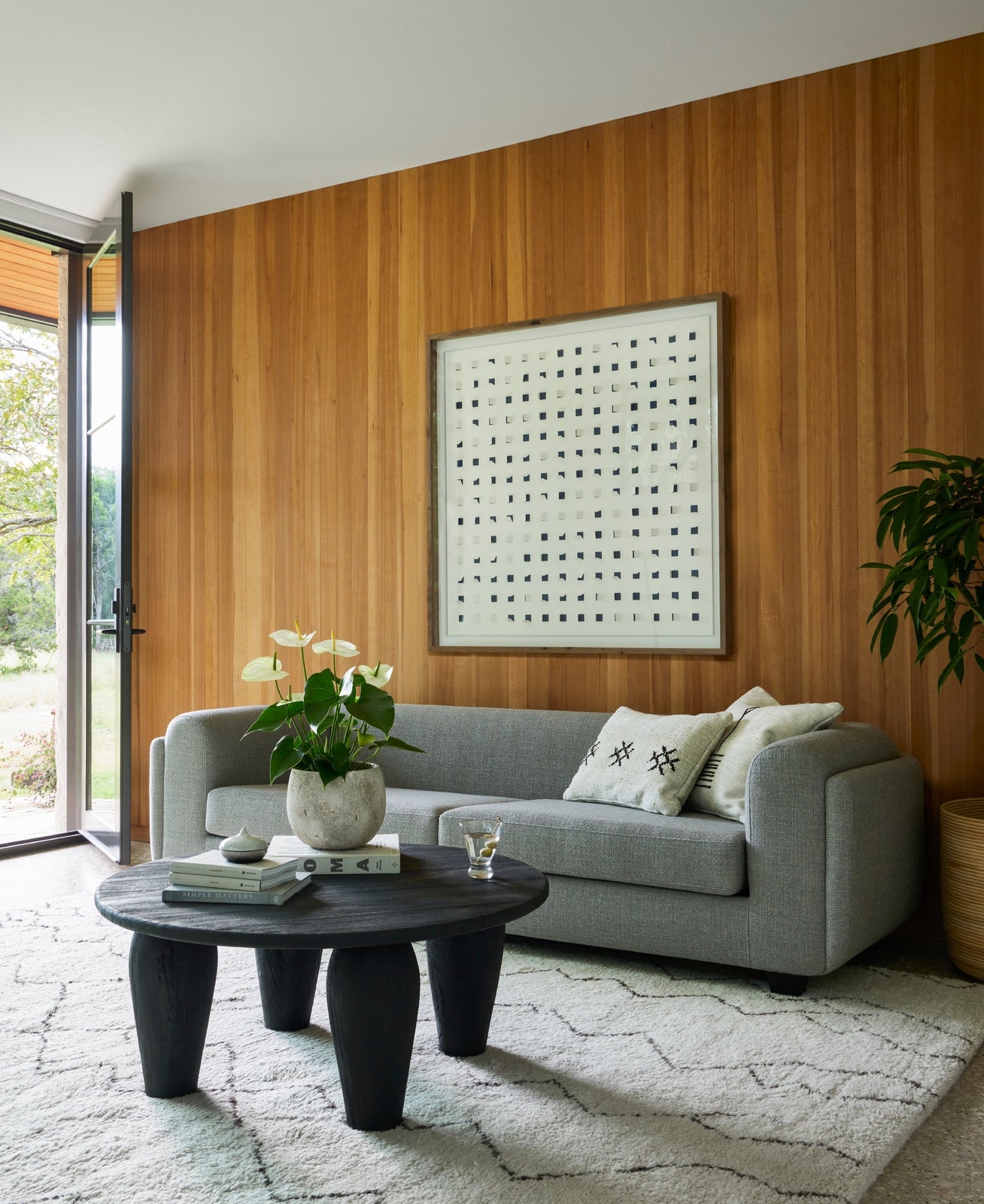 Taza Moroccan Hand-knotted Rug